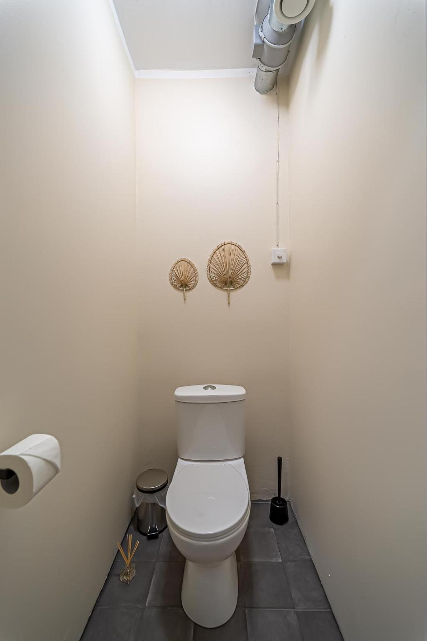 Quadruple Room With Shared Bathroom