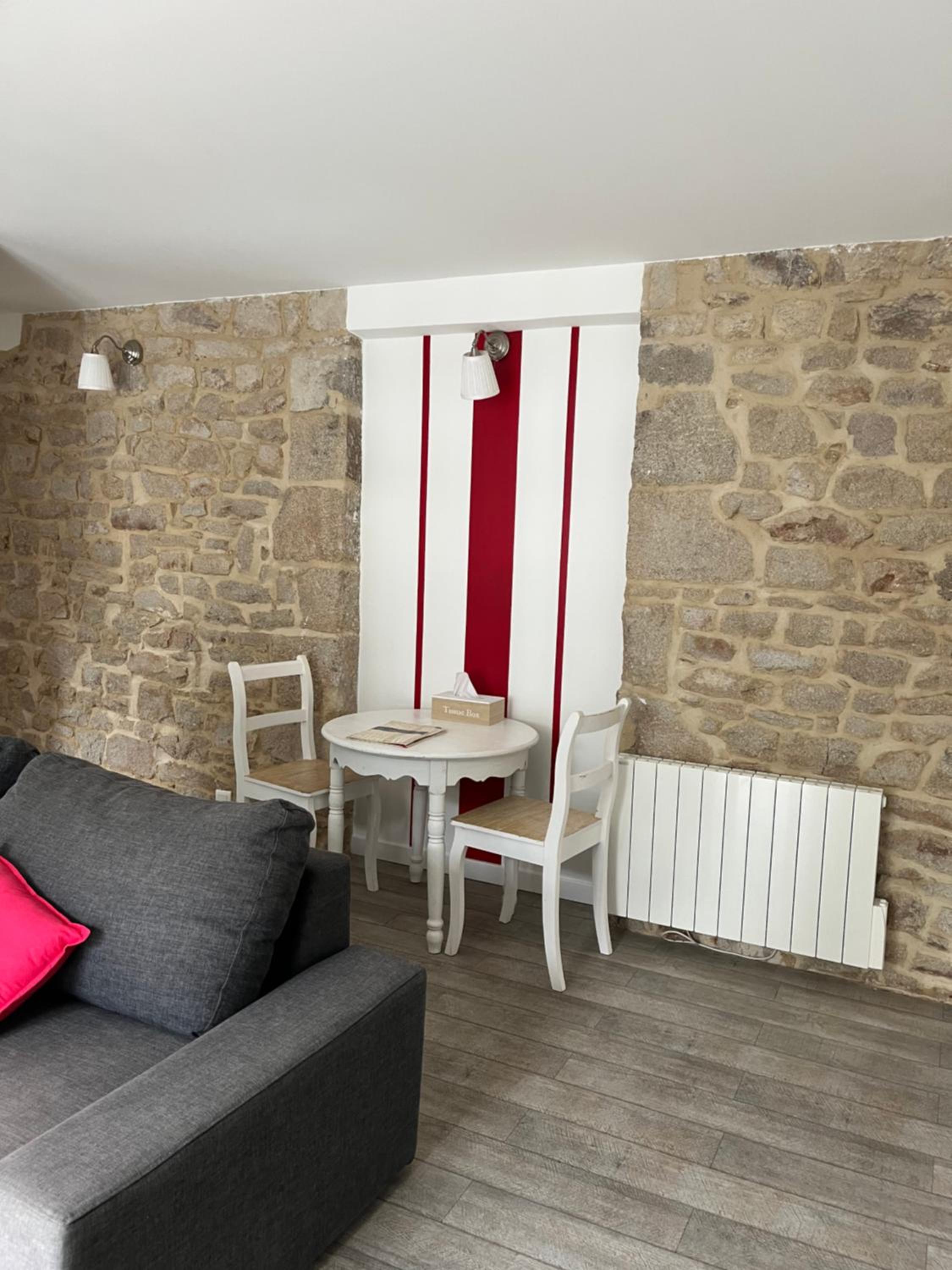 Two-Bedroom Apartment (2 Adults + 2 Children) with Terrace Sea View - Photo 5