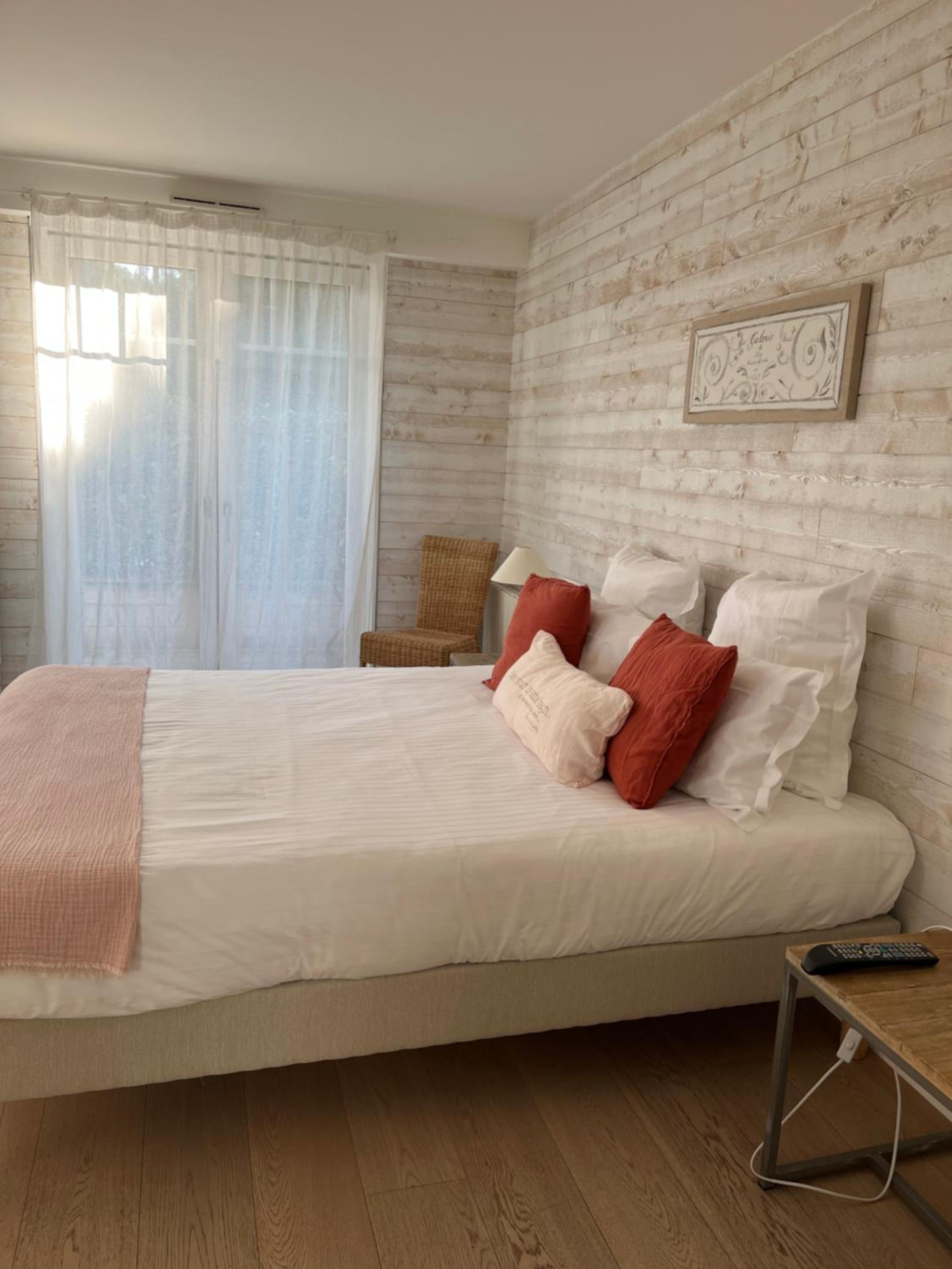Superior Suite with Terrace Sea View and Hot tub - Photo 8