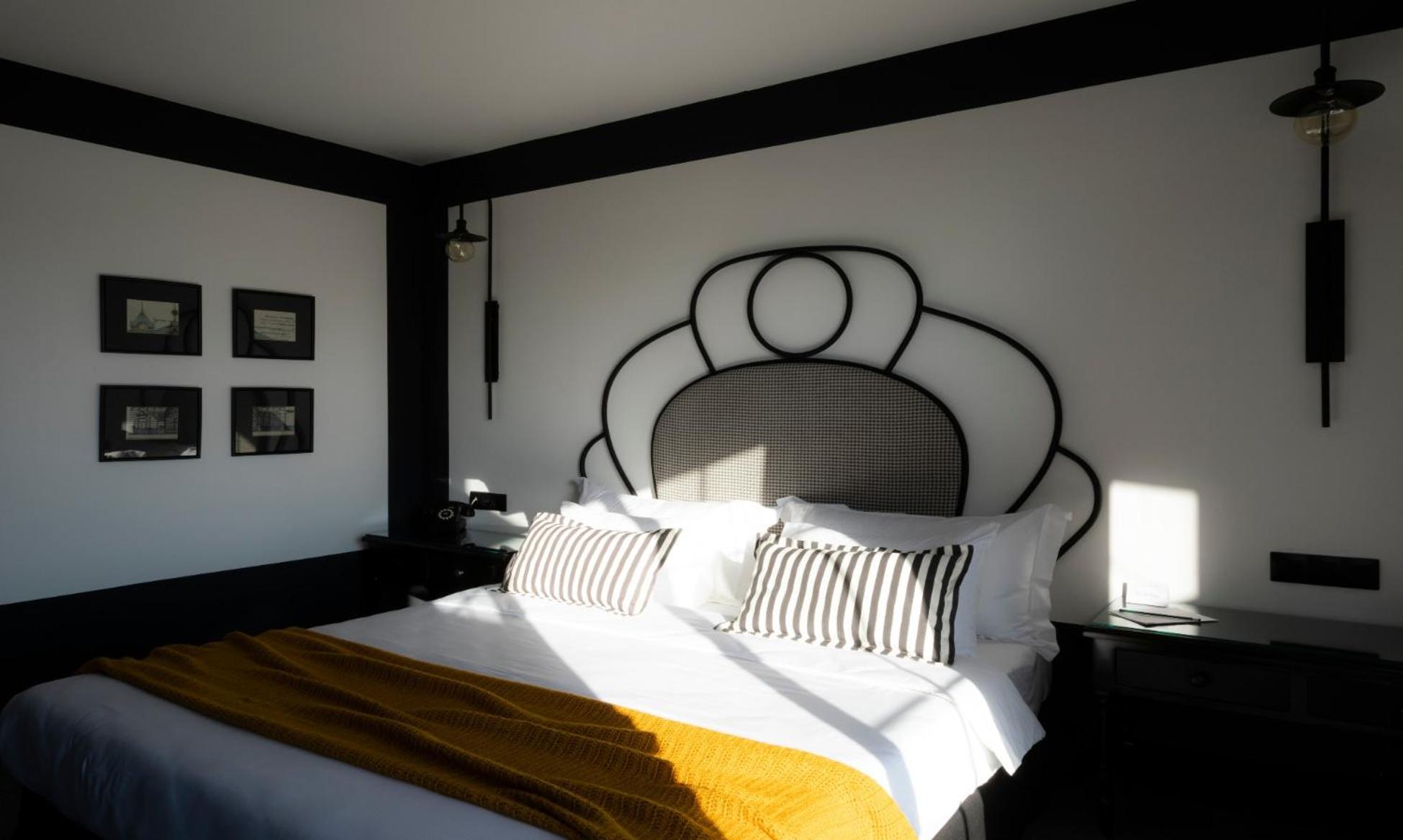 Standard Double Room - Photo 1
