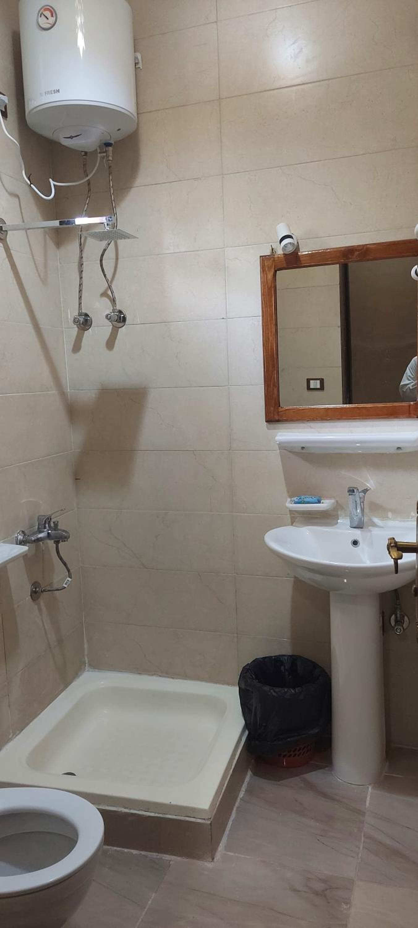 Standard Double or Twin Room - Photo 2