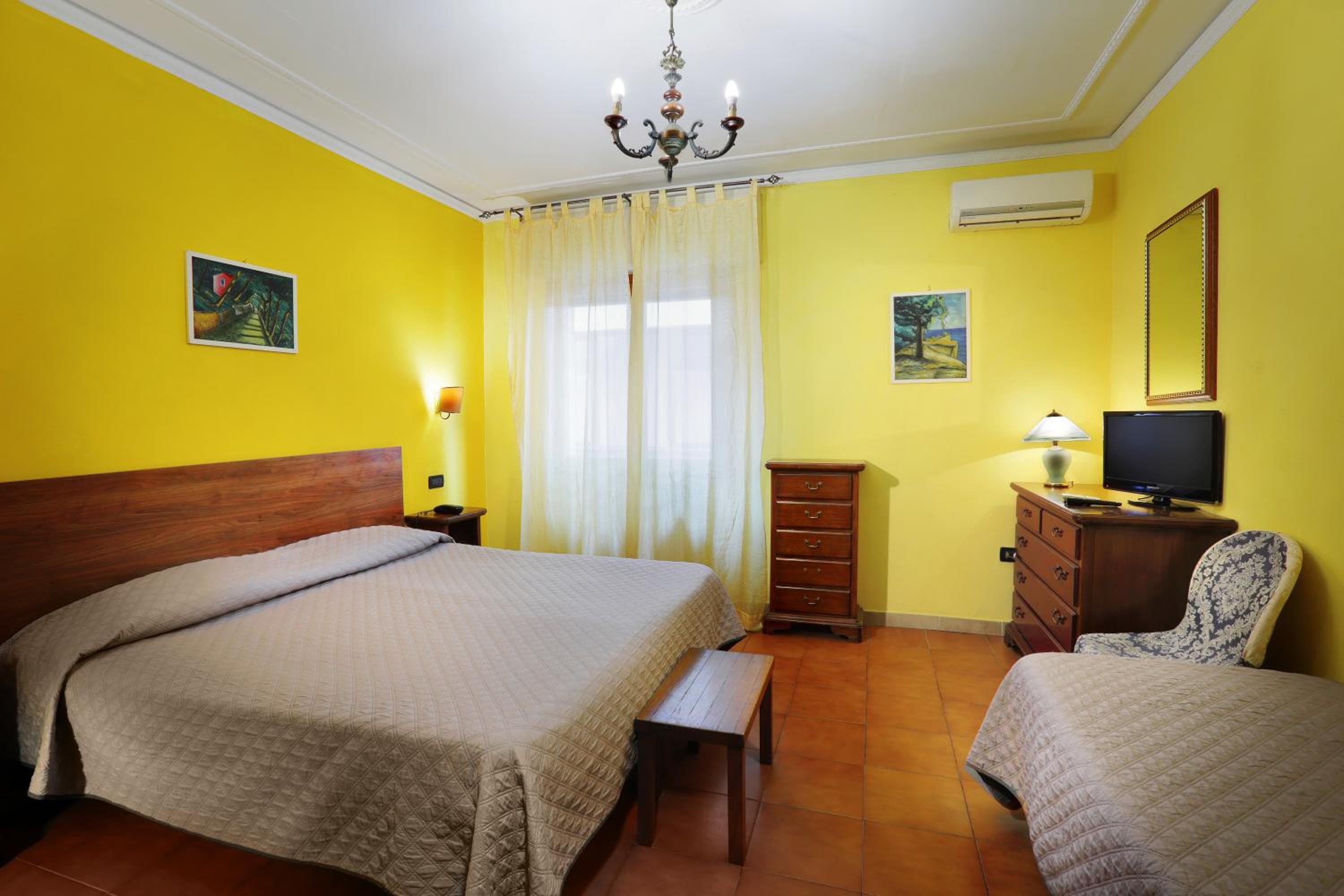 Quadruple Room - Annex photo 1