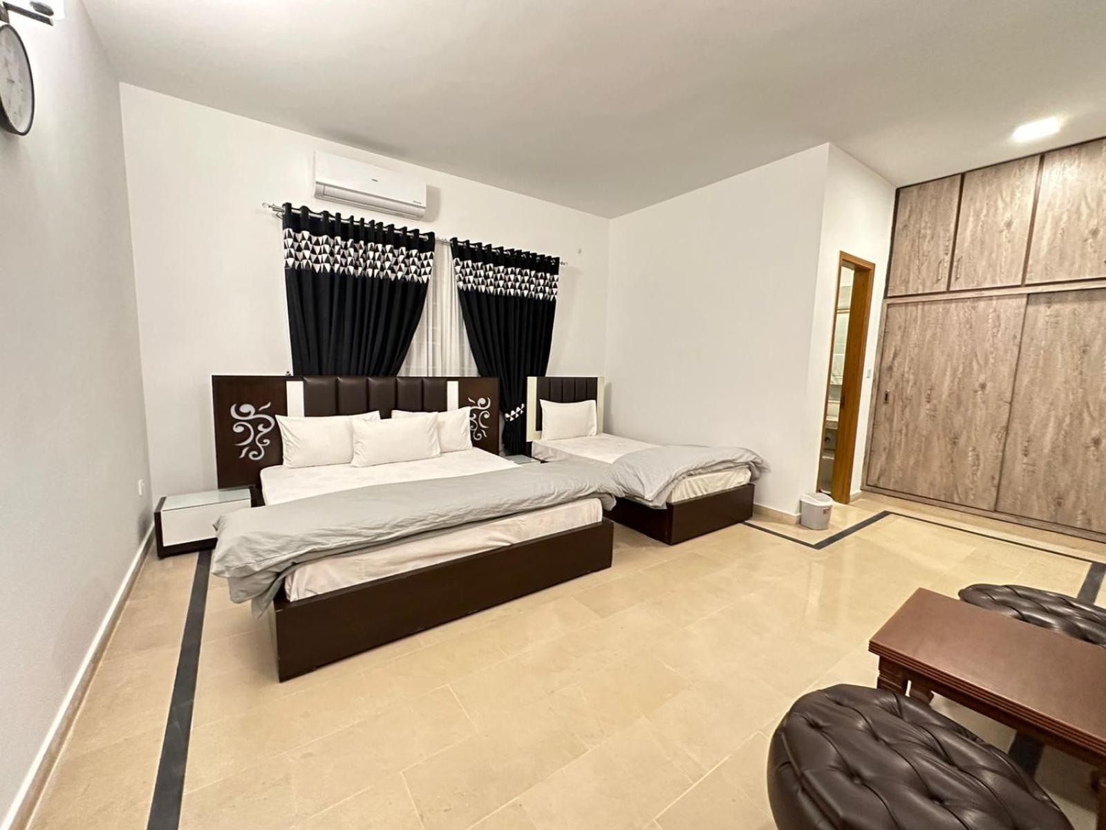 Standard Family Room