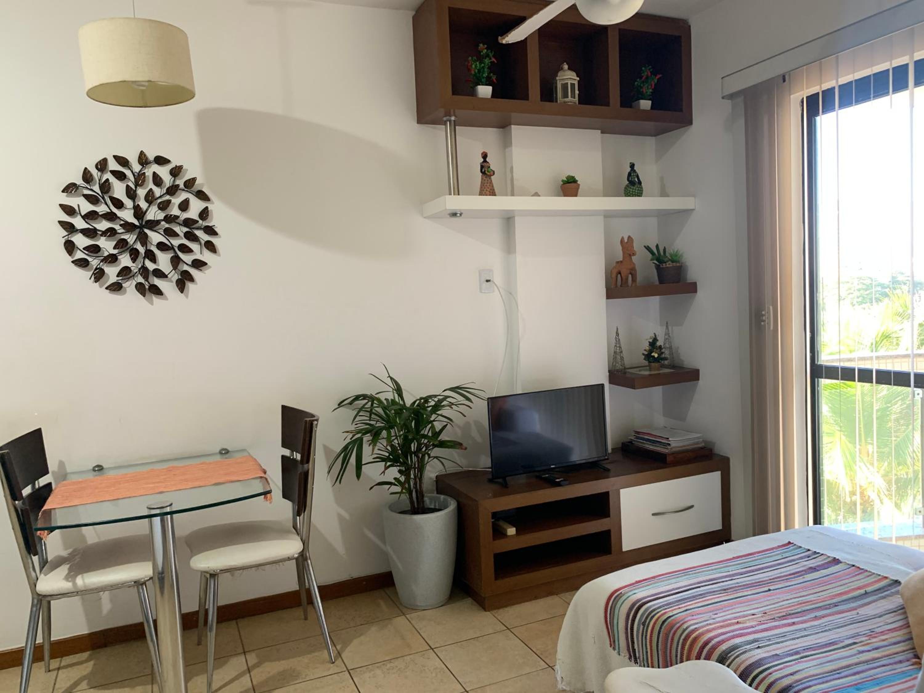One-Bedroom Apartment with Balcony - Photo 3