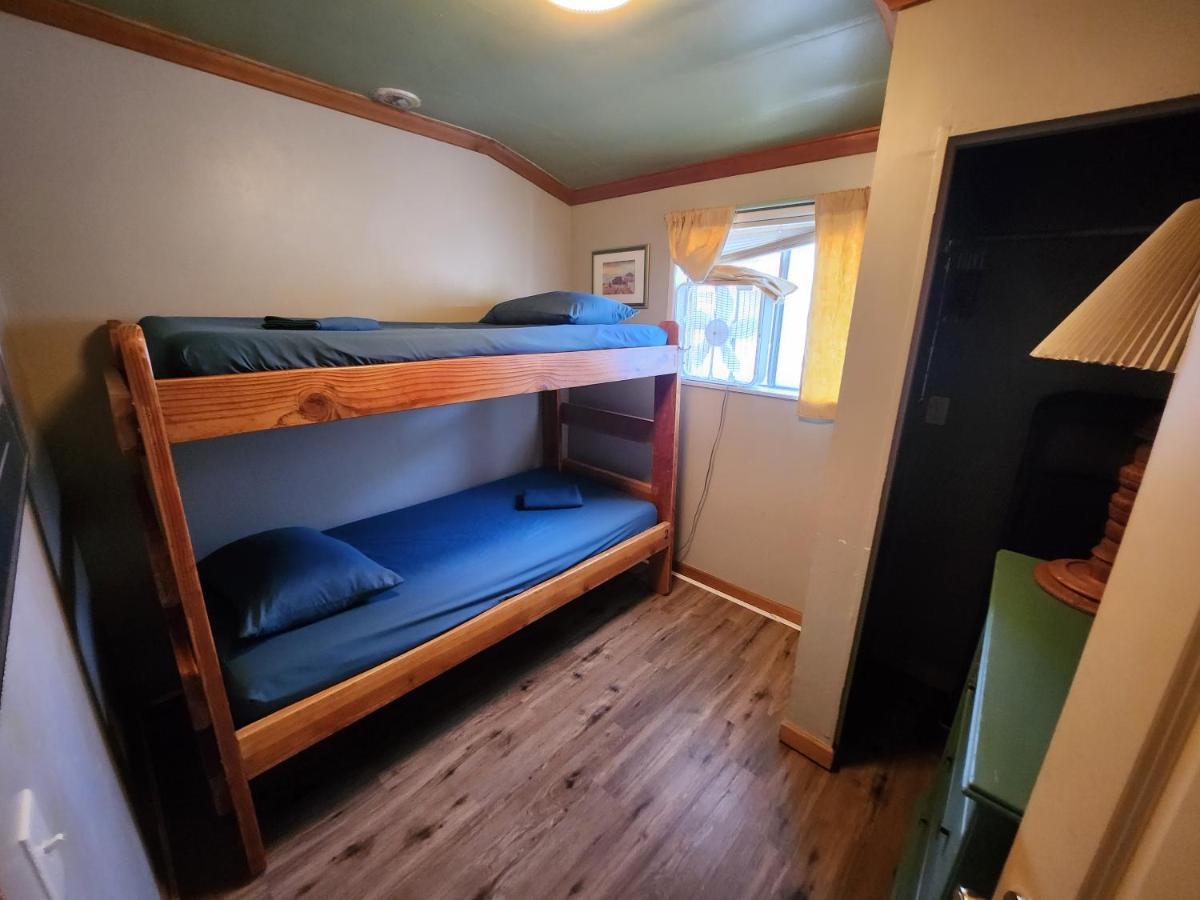Single Bed in Female Dormitory Room photo 2