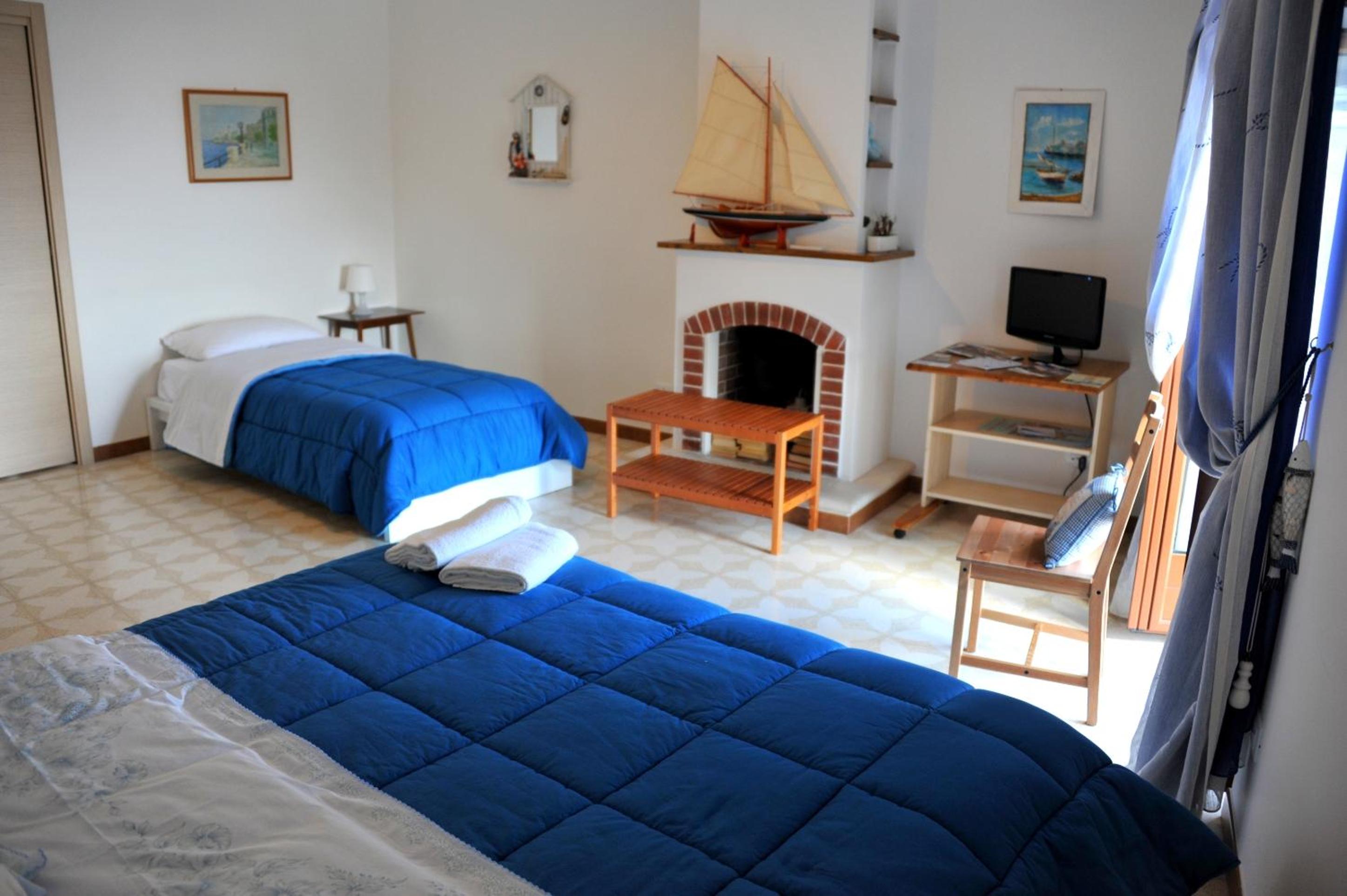 One-Bedroom Apartment with Sea View