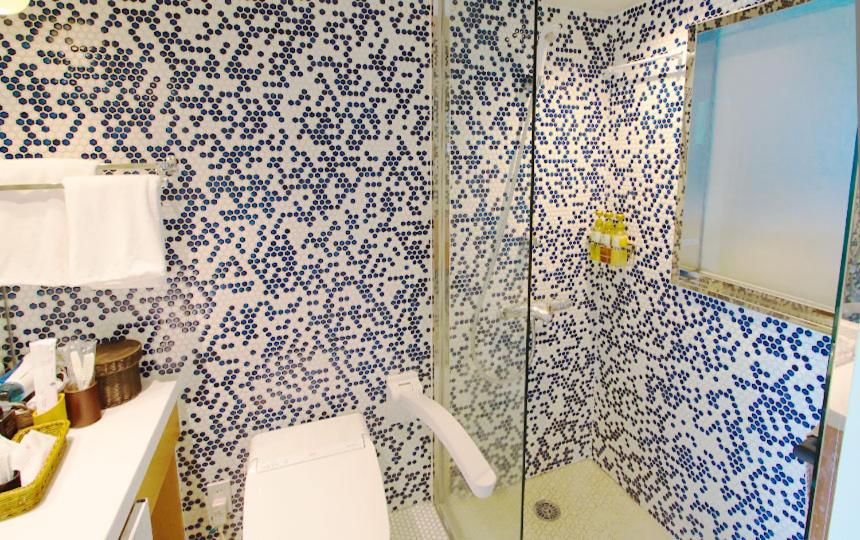 Renewal Twin Japanese Western Room C with Shower and No Bath  - Lake View - Non-Smoking - West Building