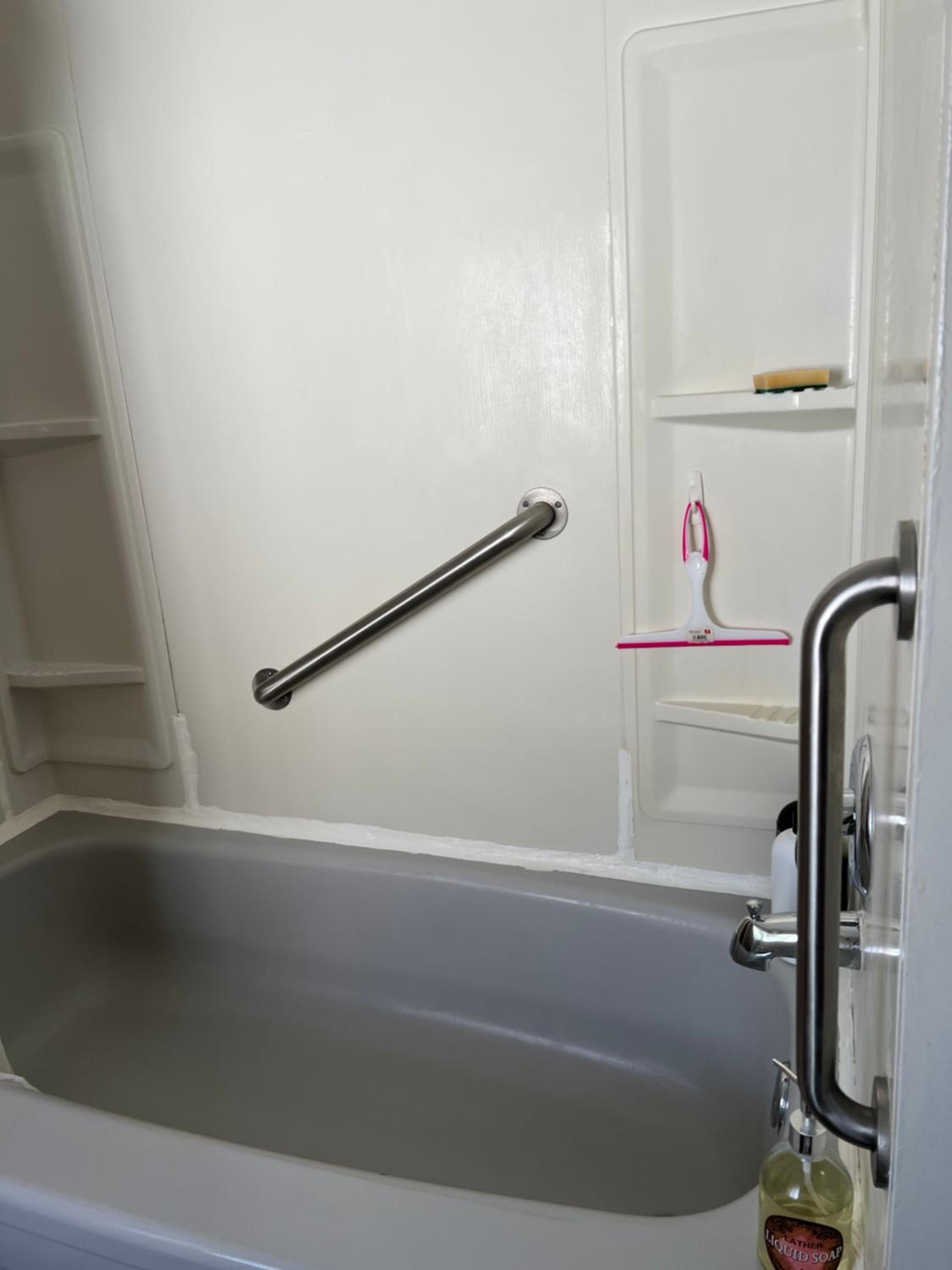 Double or Twin Room - Photo 3