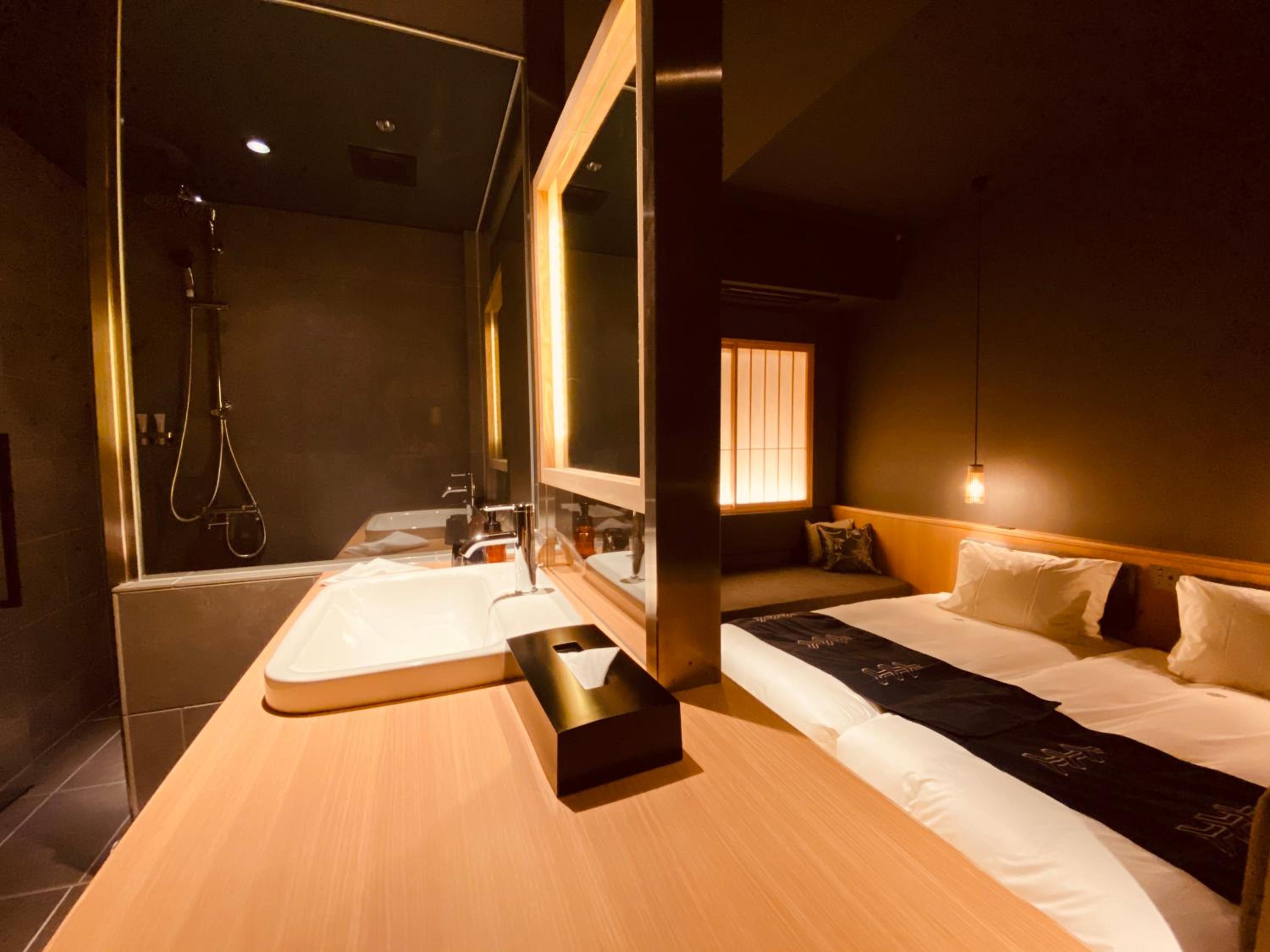 Superior Twin Room - Photo 3
