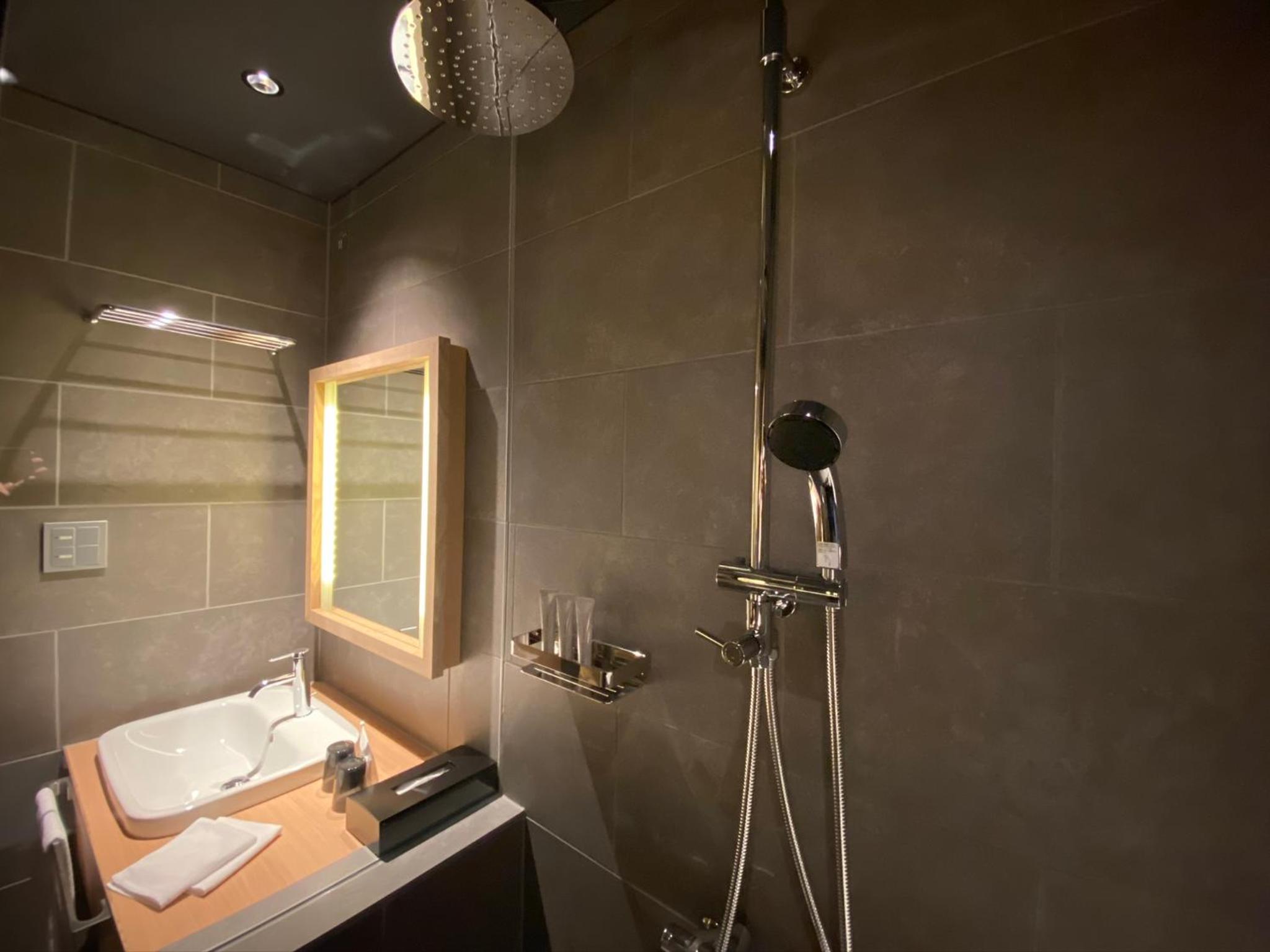 Standard Double Room - Photo 2