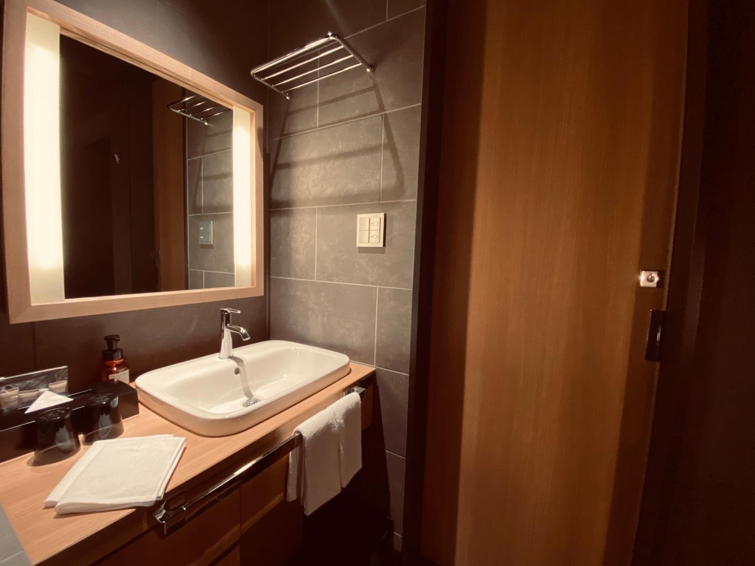 Standard Double Room - Photo 3