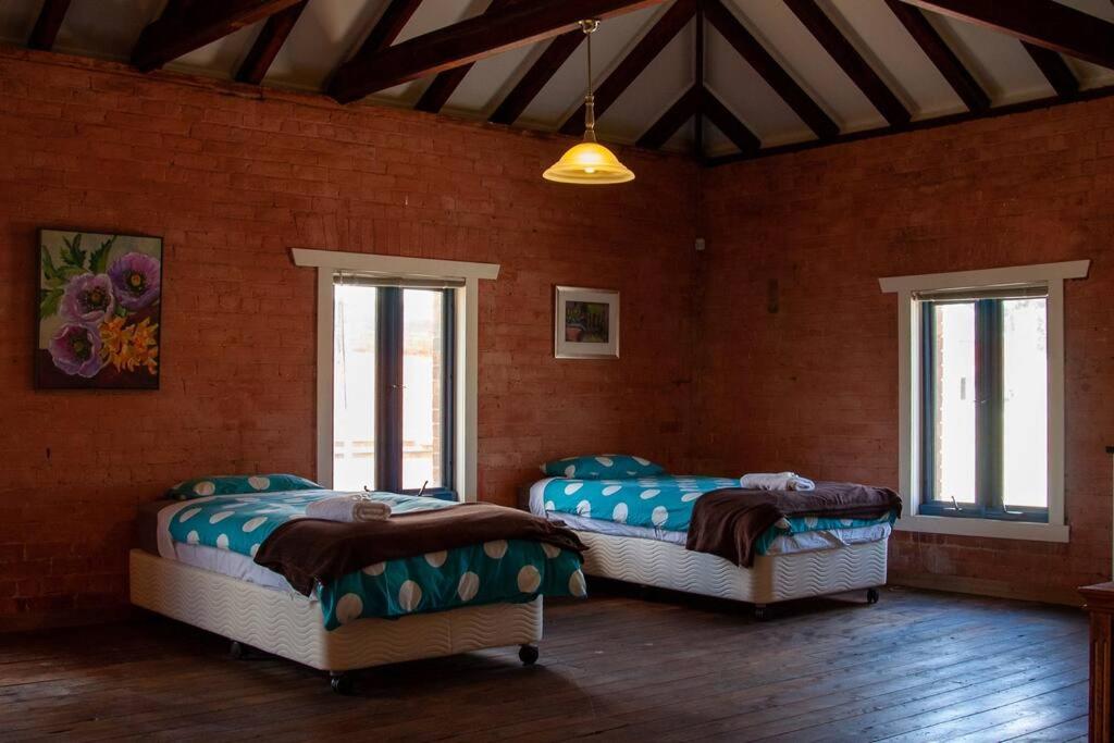 One-Bedroom House photo 1