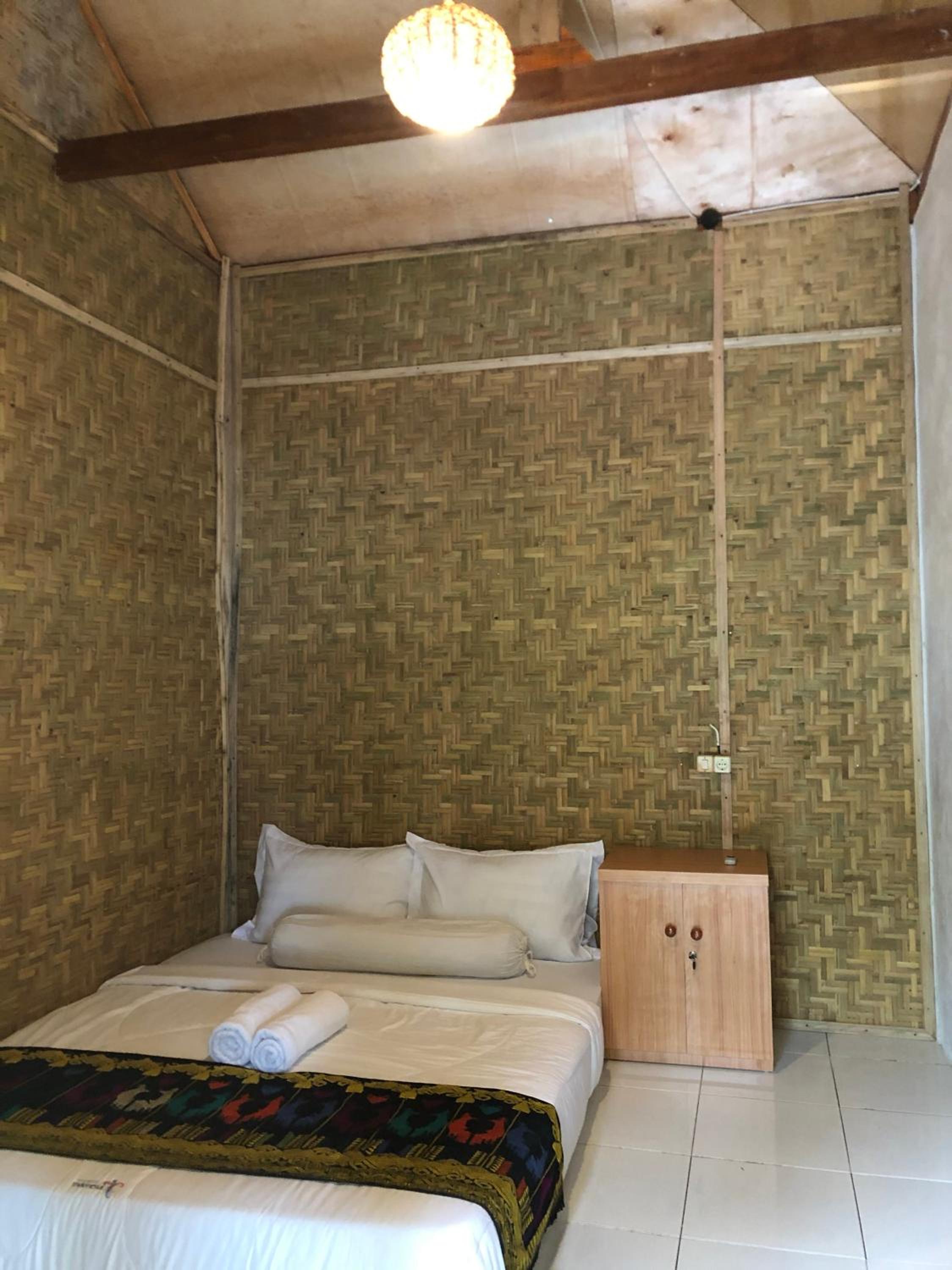 Standard Double Room with Fan - Photo 1
