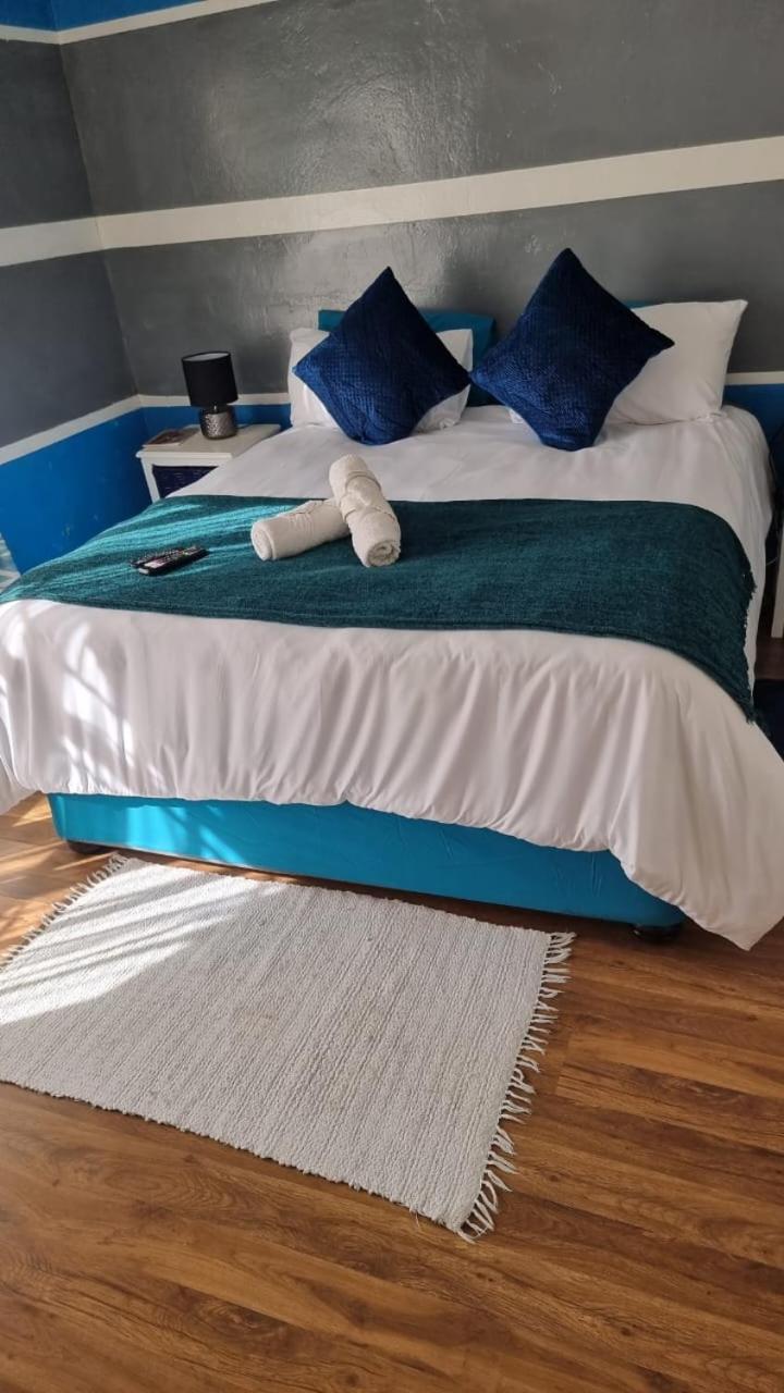 Small Double Room photo 2