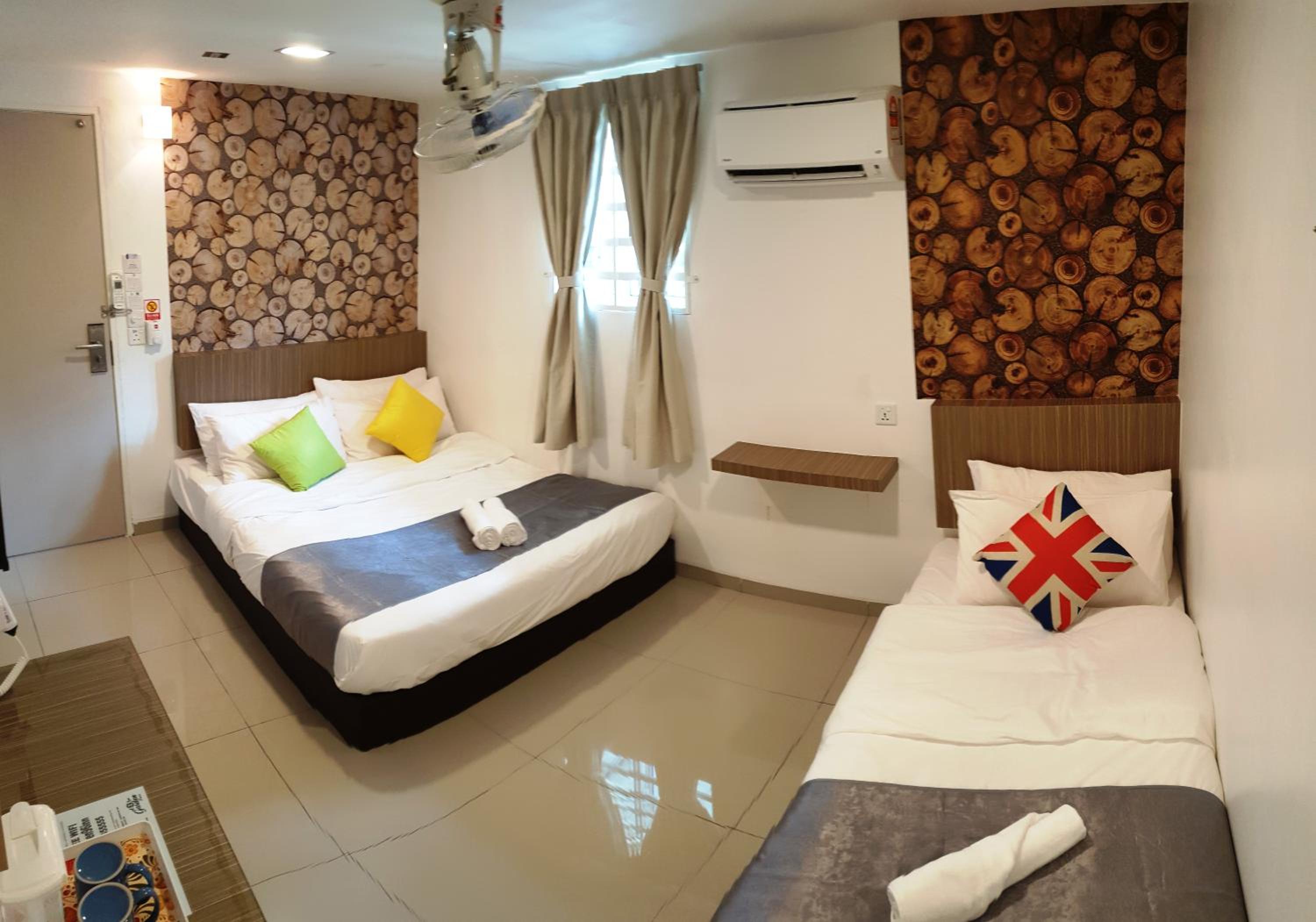 Deluxe Triple Room - Photo 1