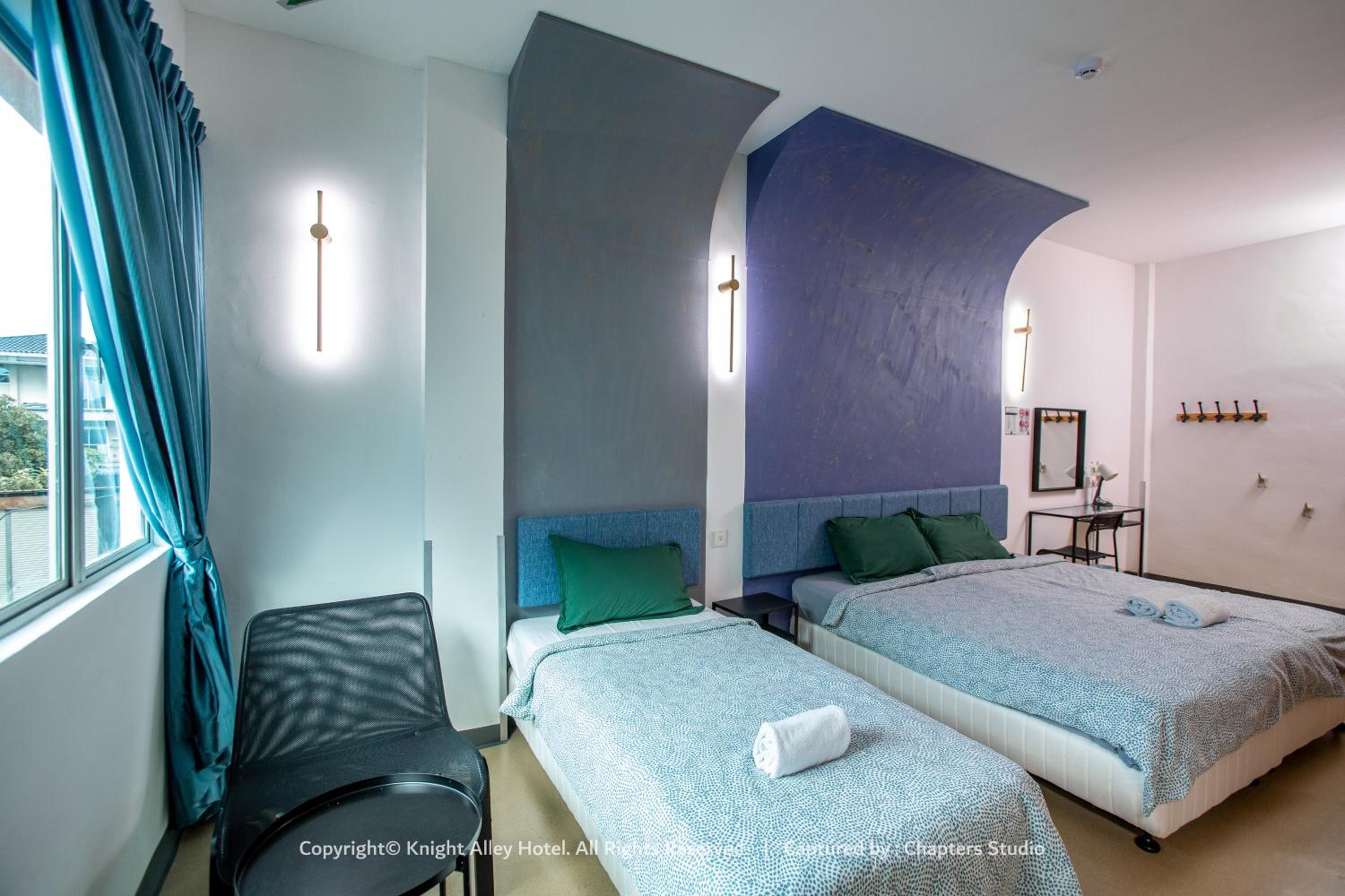 Triple Room with Private Bathroom - Photo 3