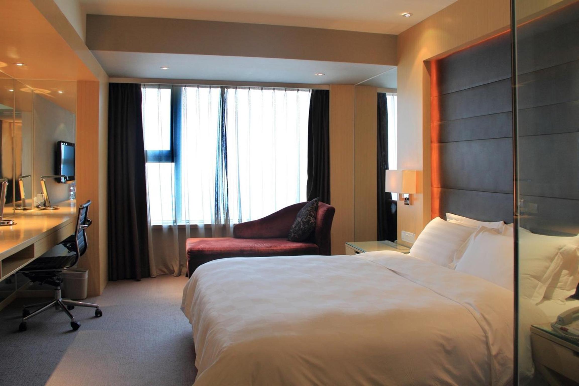 Executive King Room
