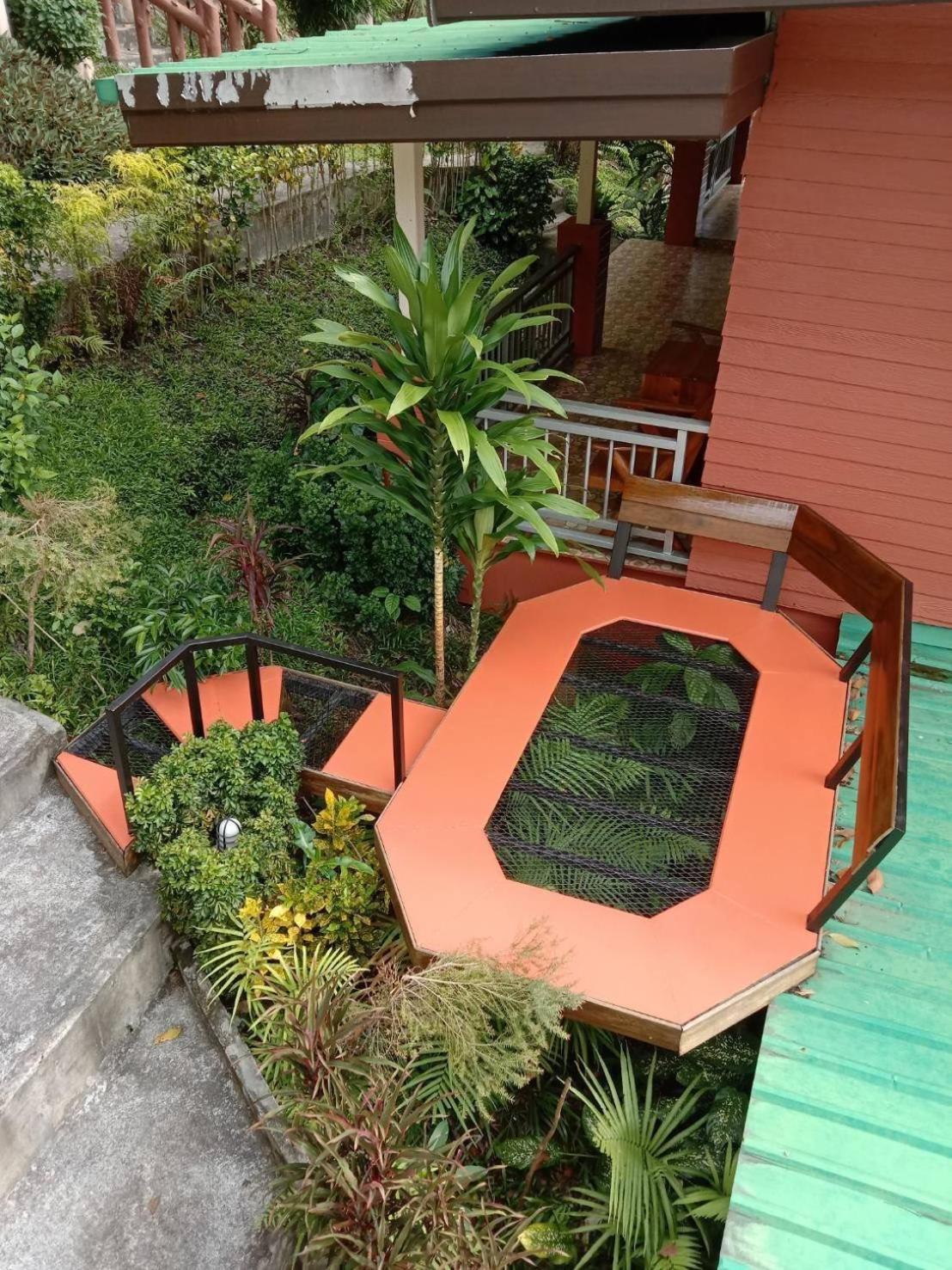 Double Room - Photo 11
