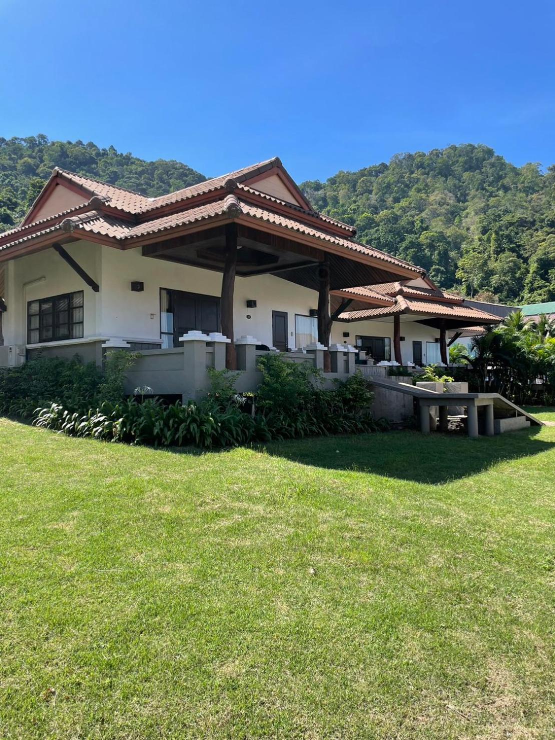 Villa with Garden View - Photo 3