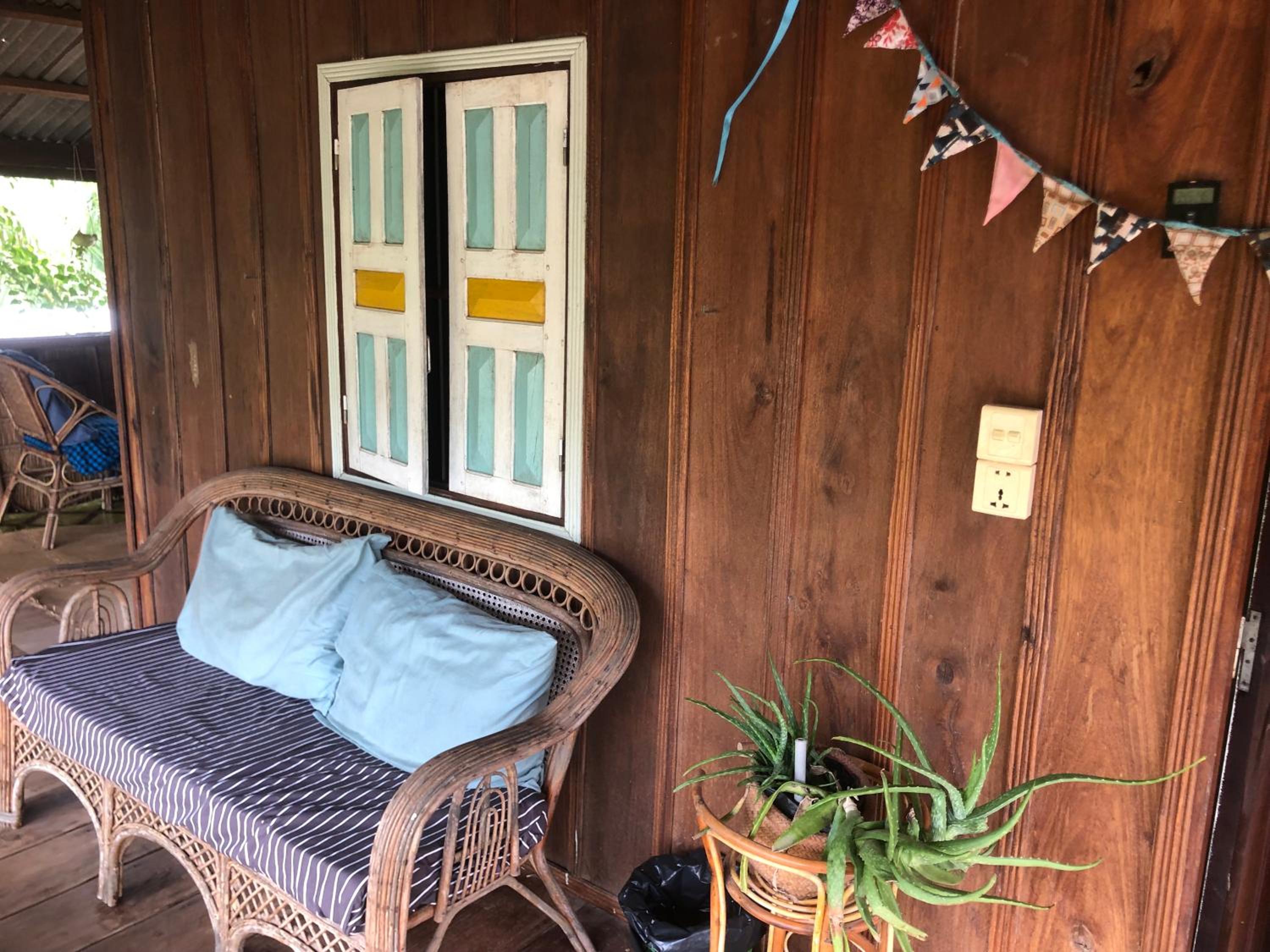 Budget Double Room - Photo 10