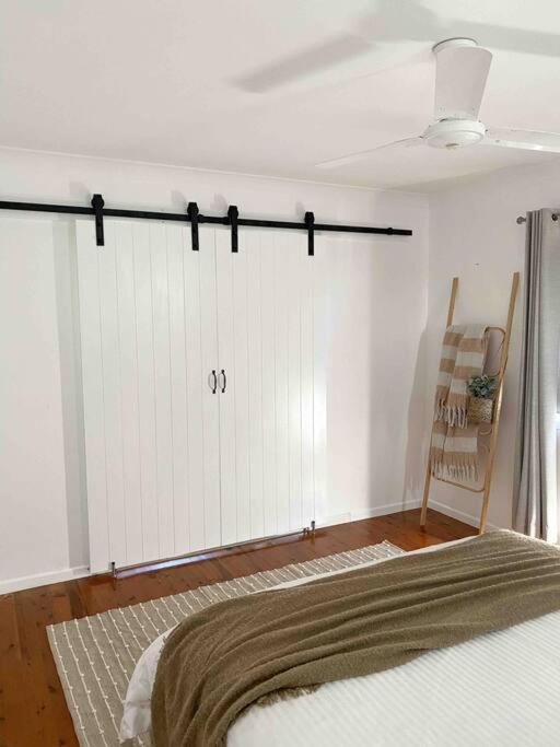 Three-Bedroom House photo 1