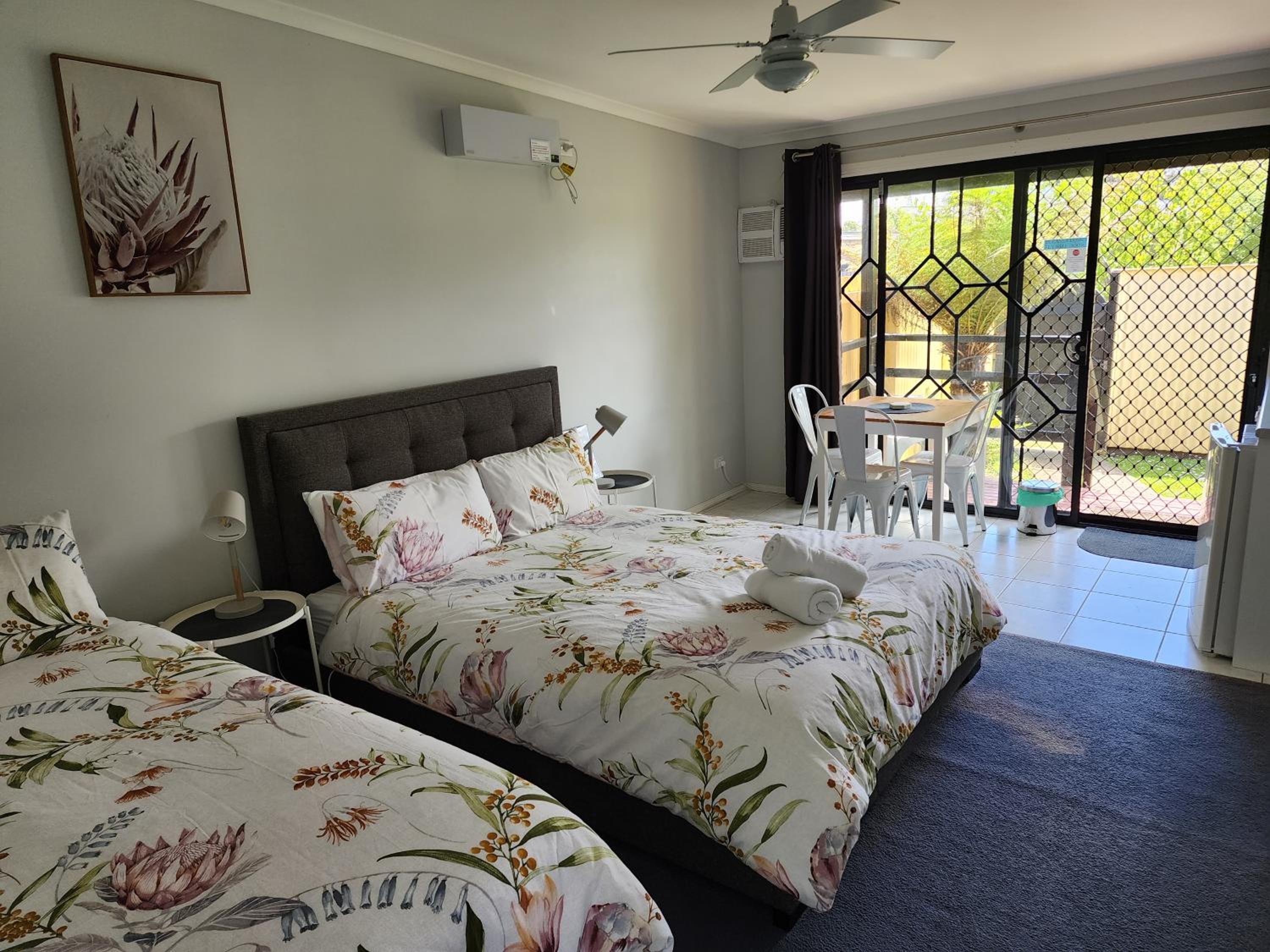 Triple Room with Private Bathroom