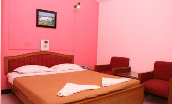 Suite AC Room photo 2