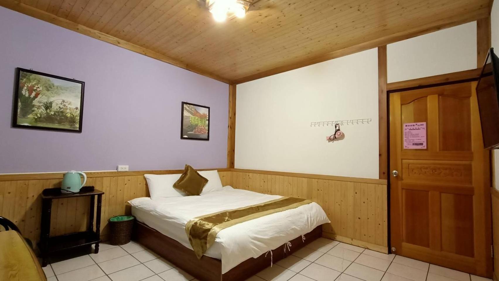 Deluxe Double Room with Balcony photo 3