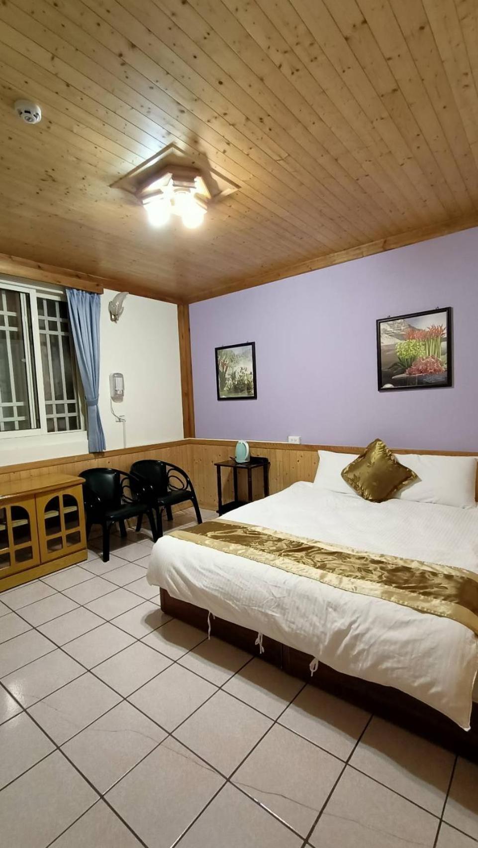 Deluxe Double Room with Balcony photo 2