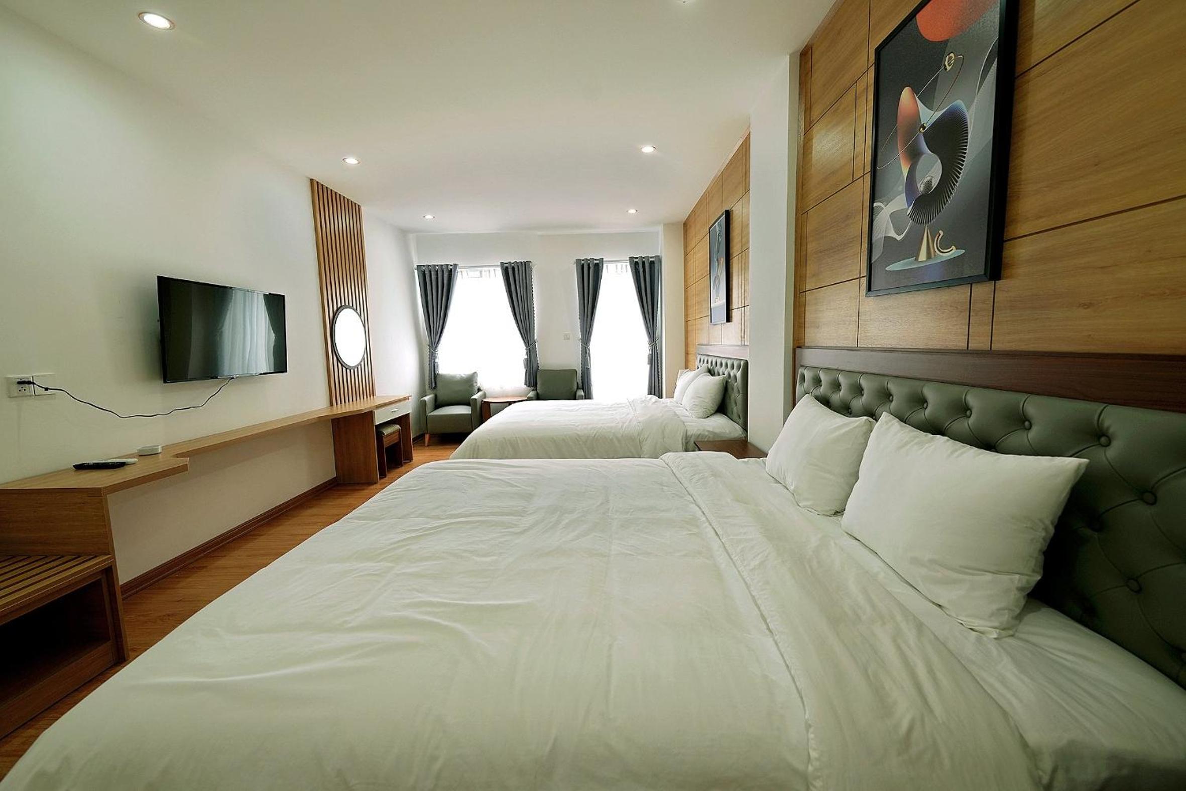 Quadruple Room with Balcony