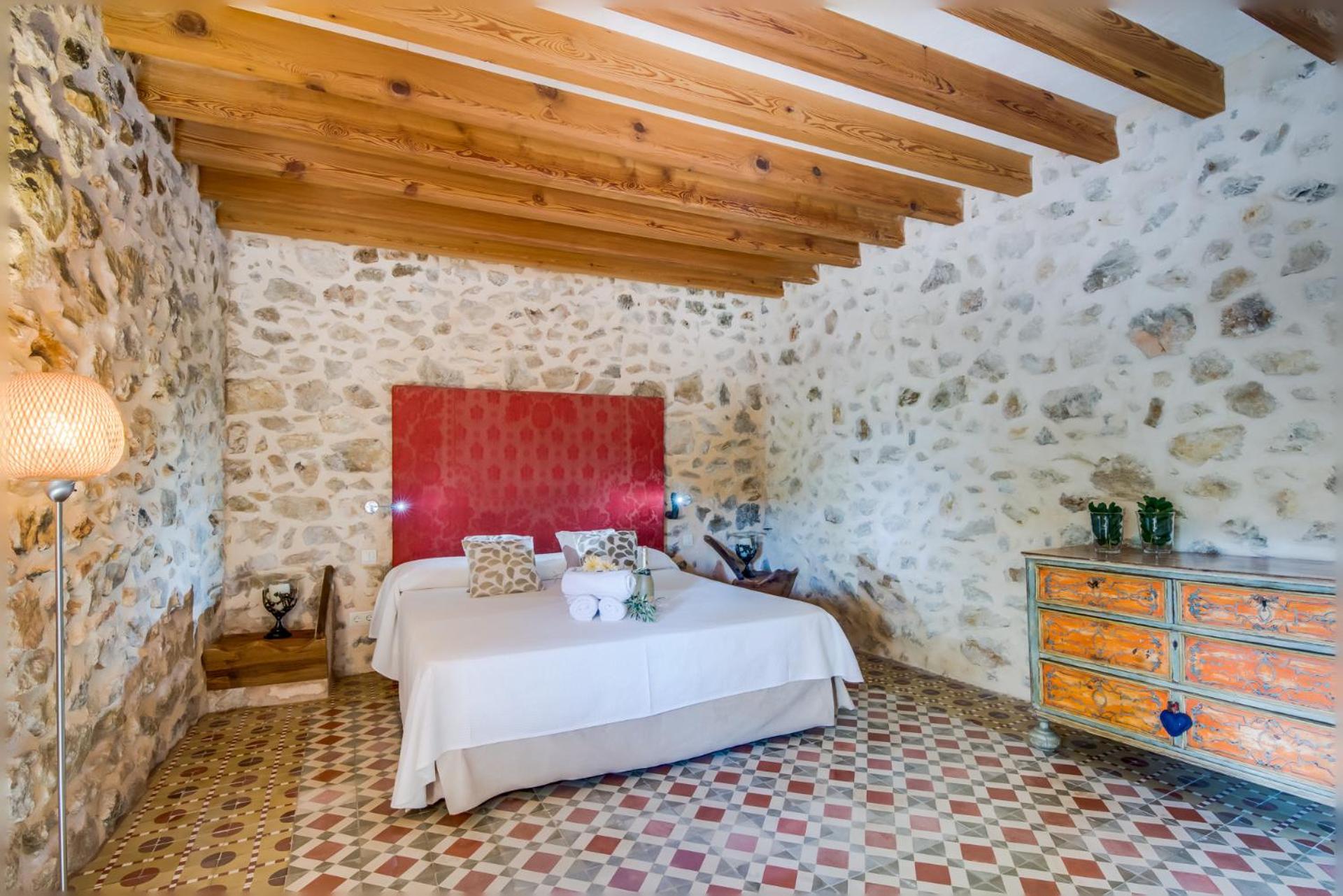 Casa de cinco habitaciones