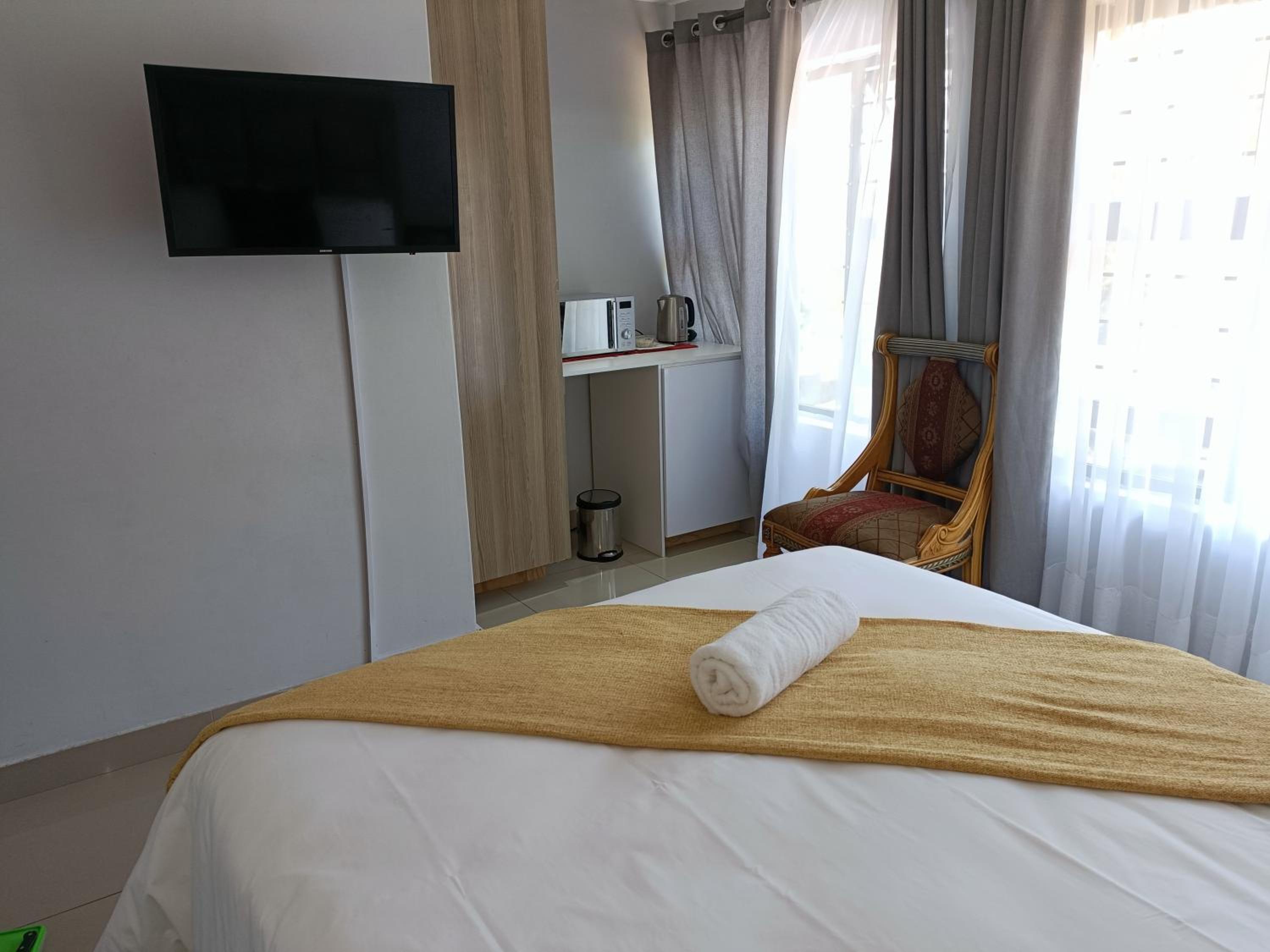 Double or Twin Room photo 1