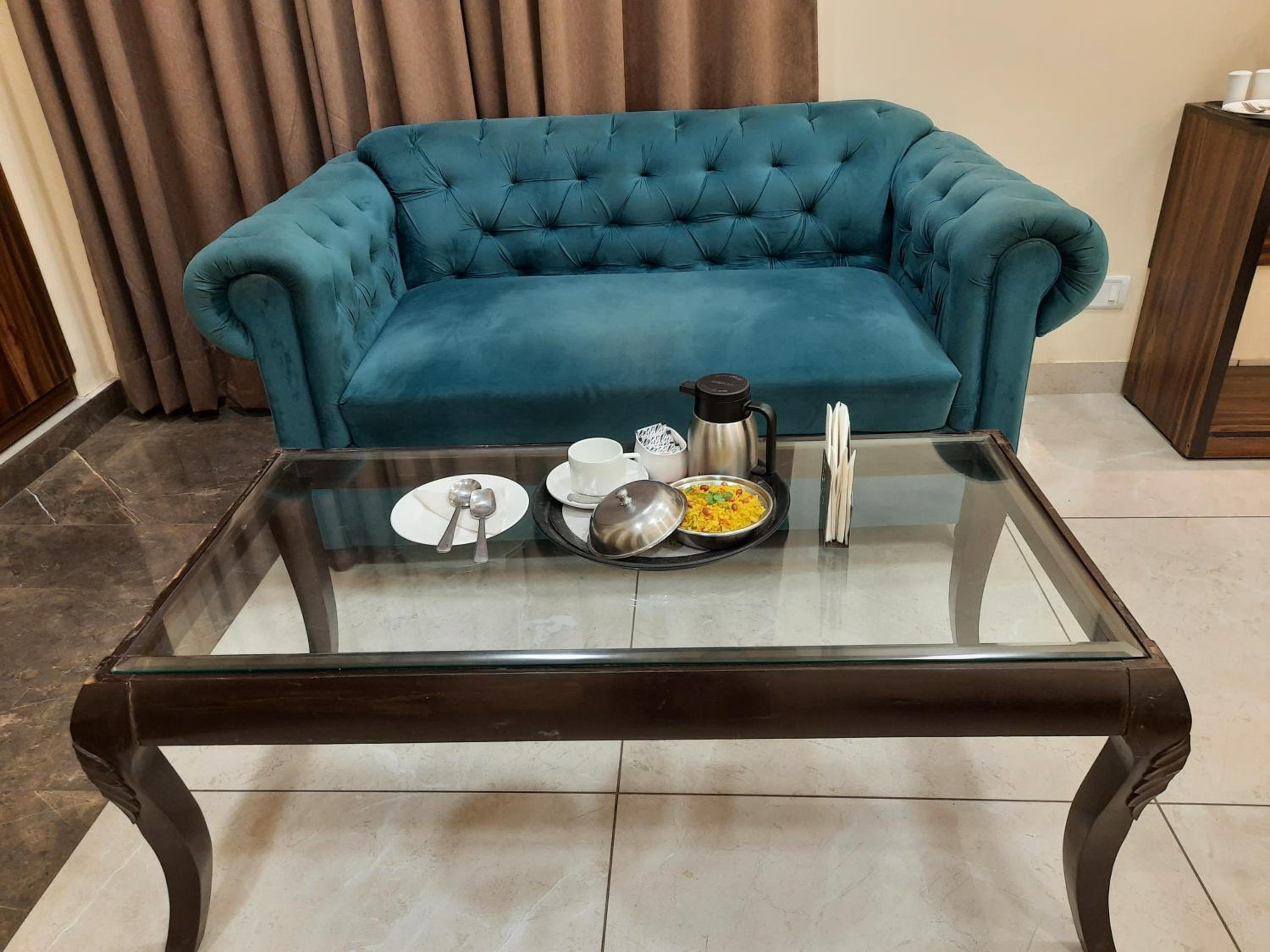 Deluxe Room - Photo 11