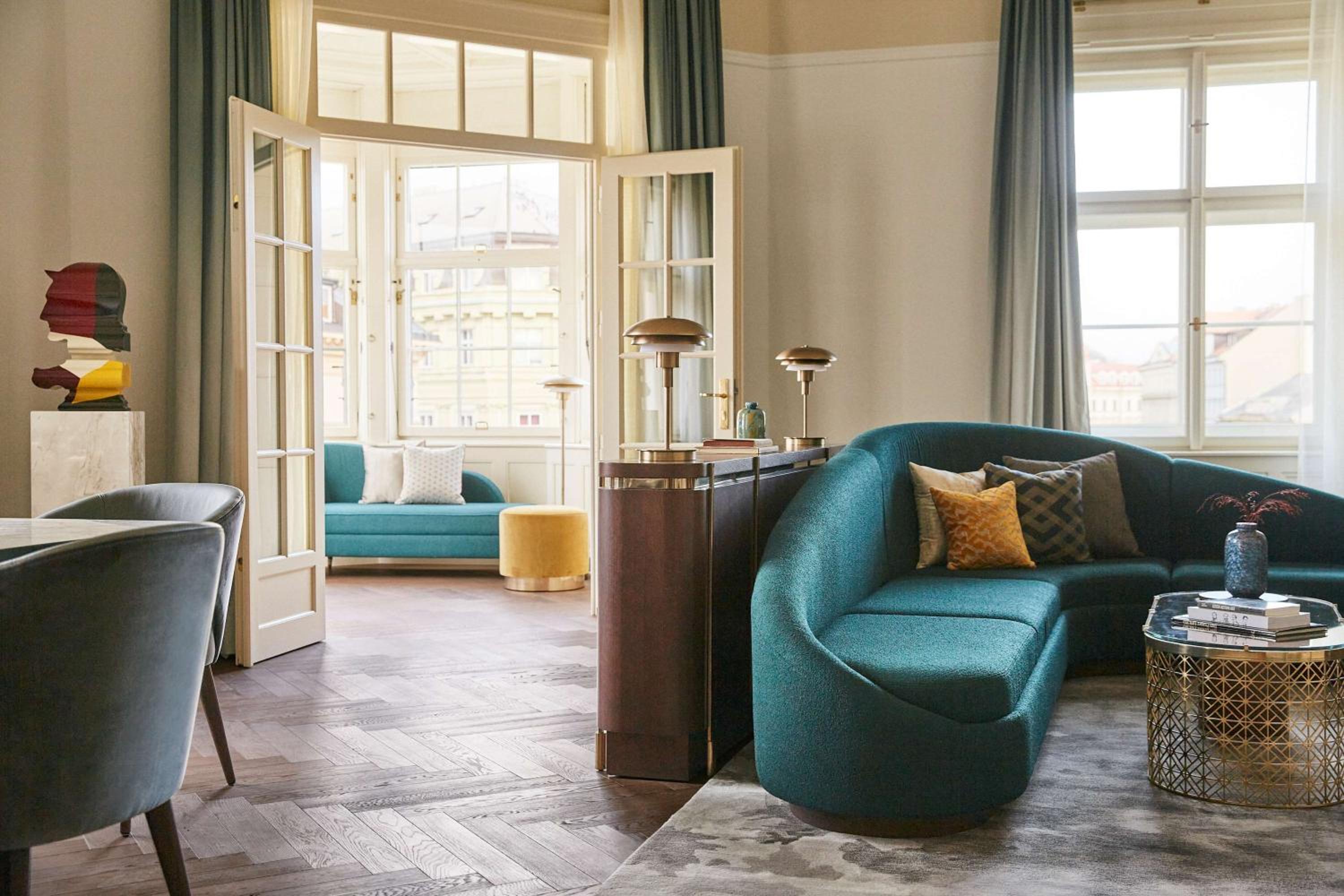 Wintergarden Deluxe Suite