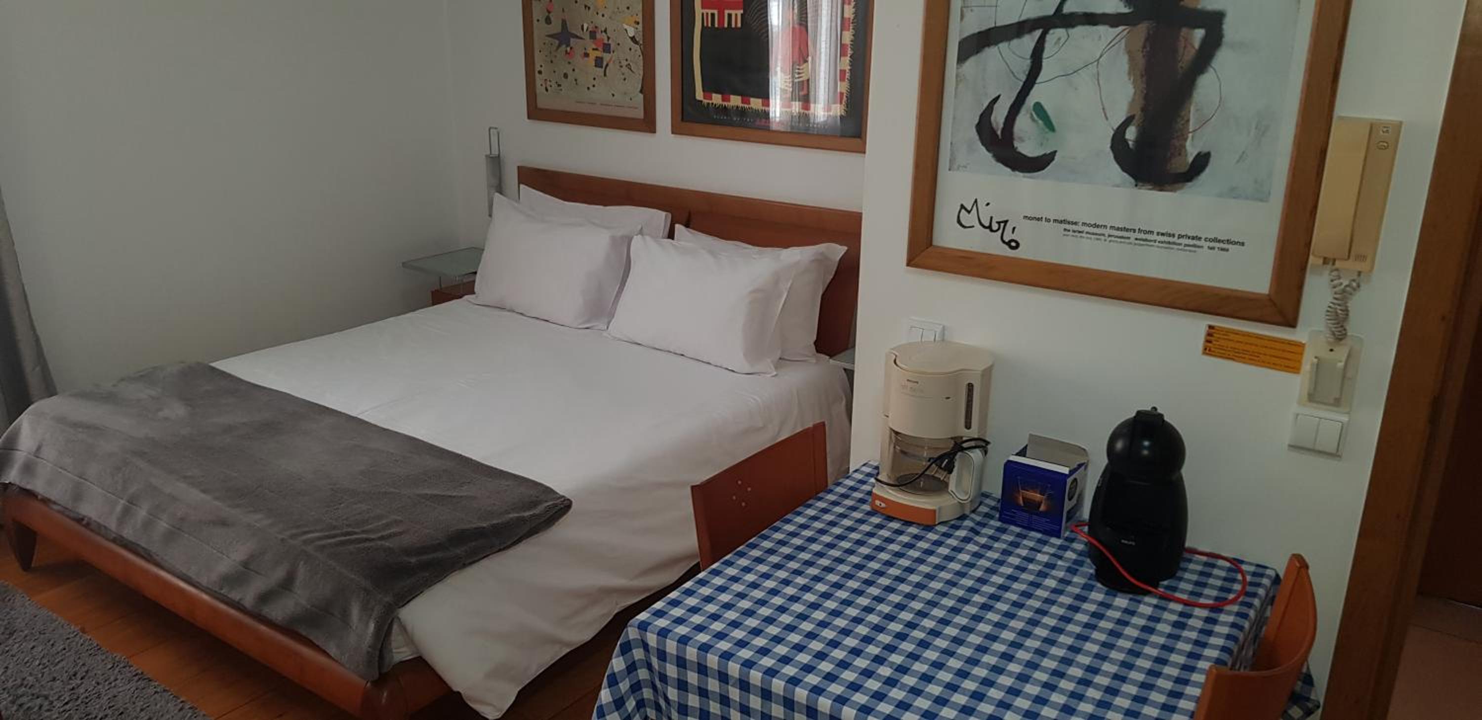 Studio Apartment