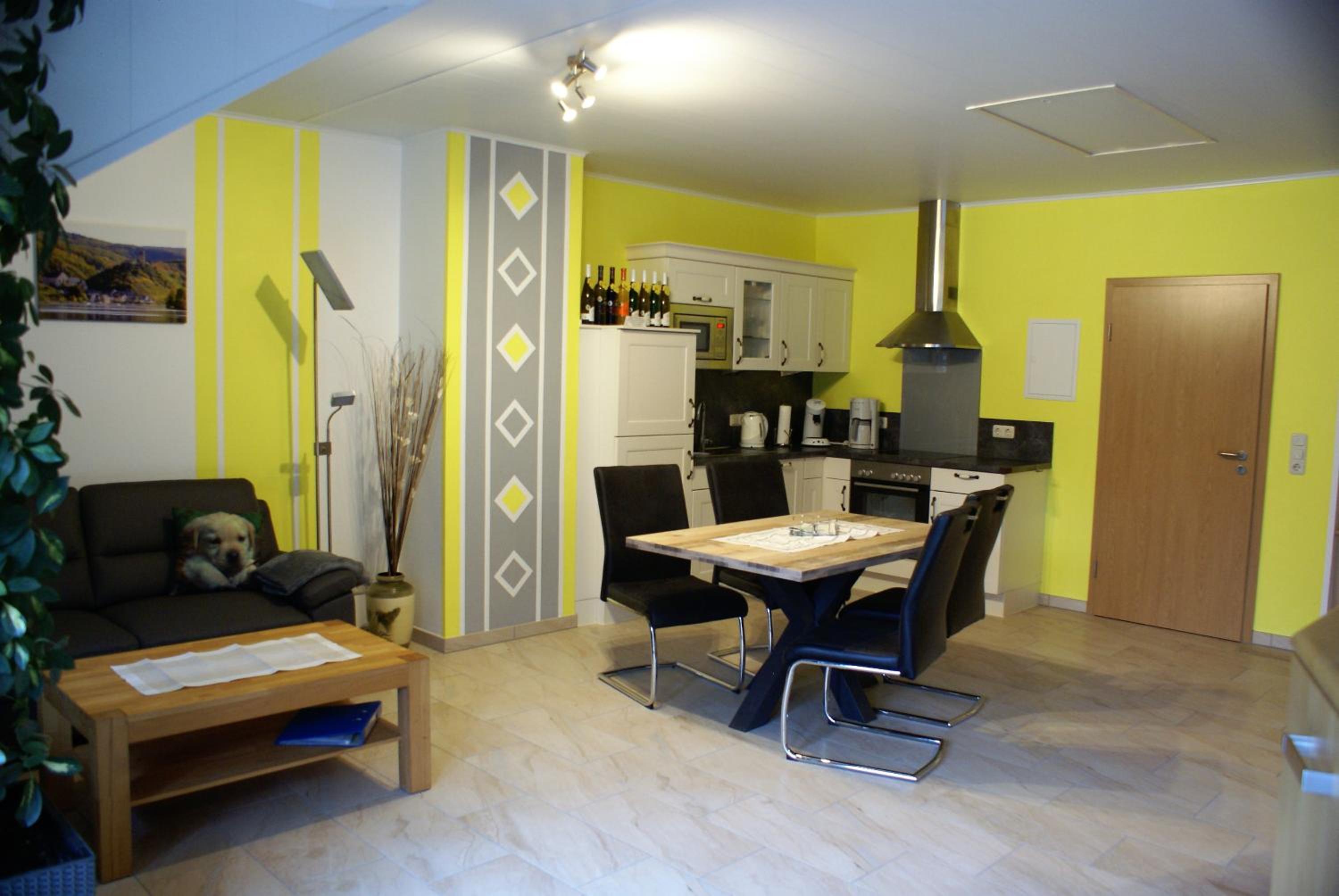 Studio Apartment photo 2