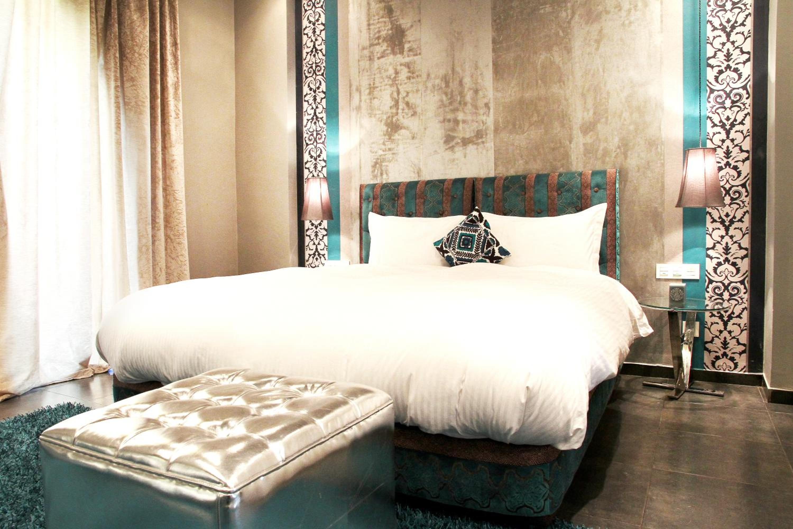 Deluxe Double Room - Photo 7