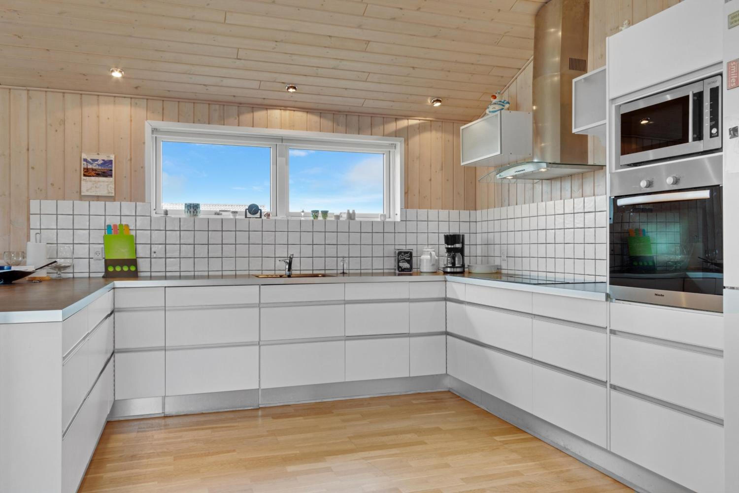 Four-Bedroom Vacation Home photo 3