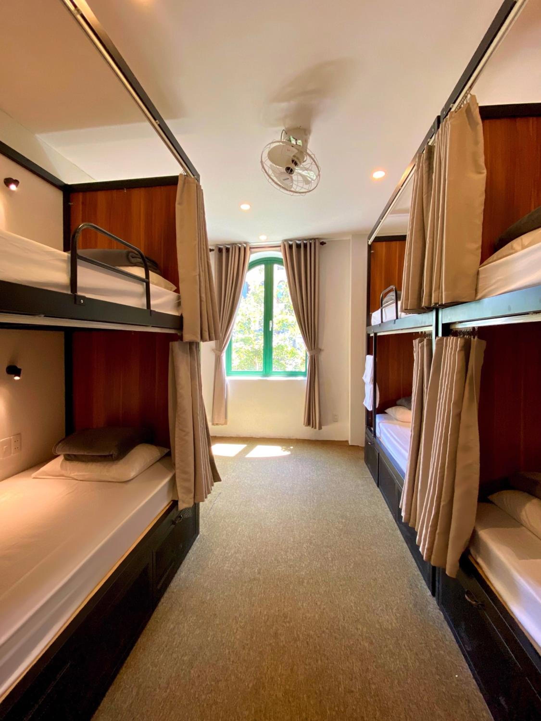 Bed in 6-Bed Mixed Dormitory Room
