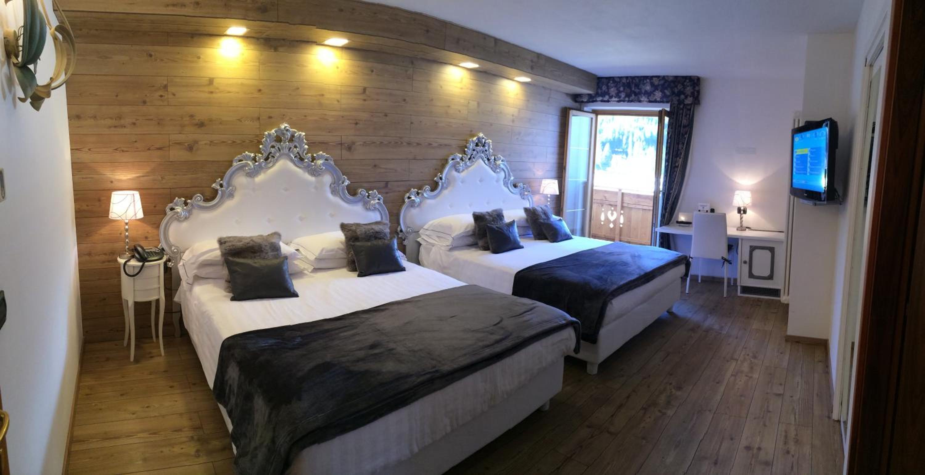 Junior Suite with Terrace - Photo 6