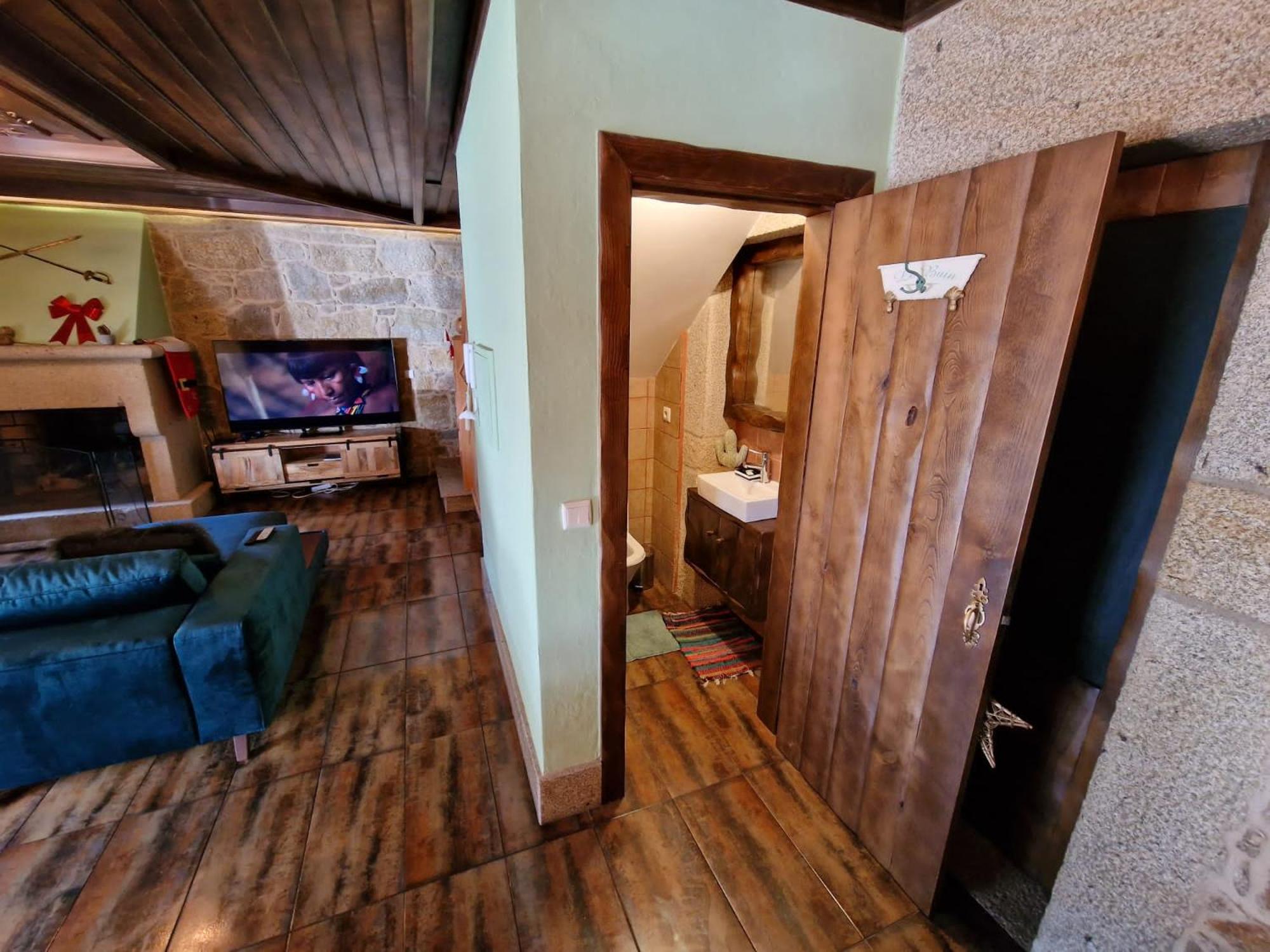 Three-Bedroom House photo 2
