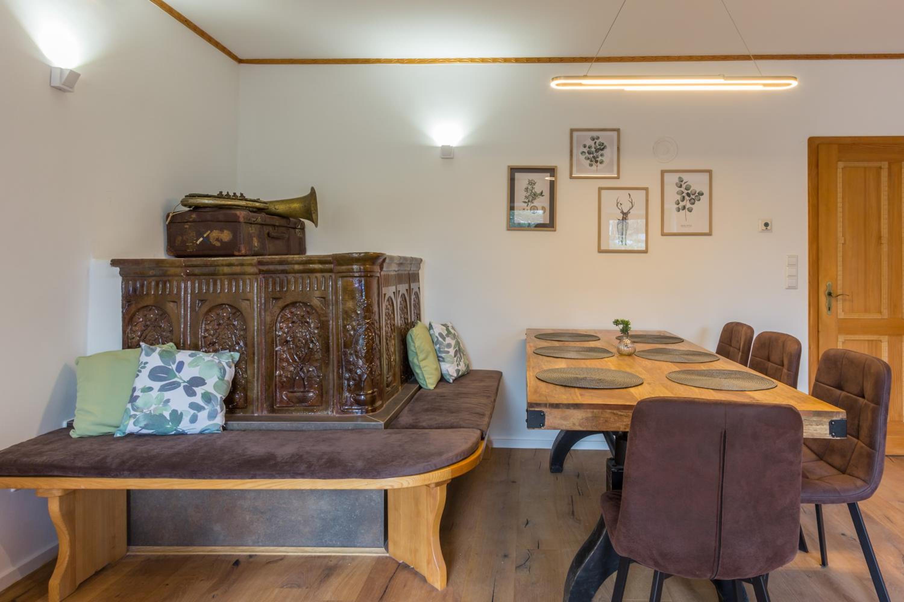 Deluxe Apartment
