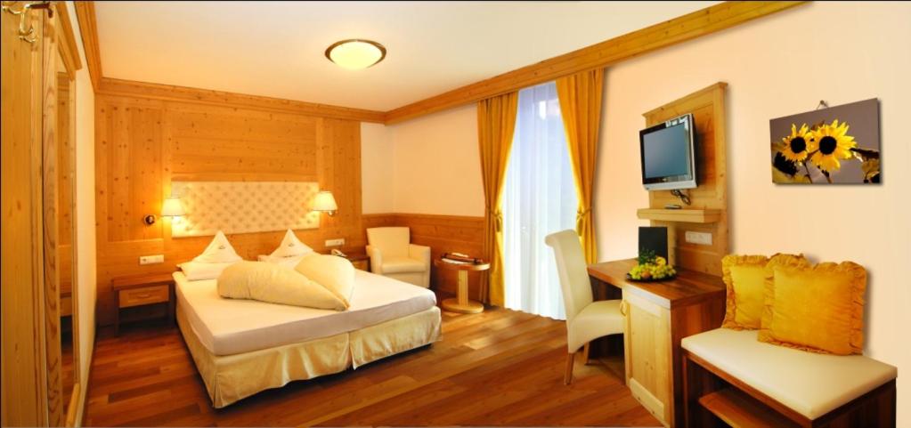 Double Room with Balcony photo 1