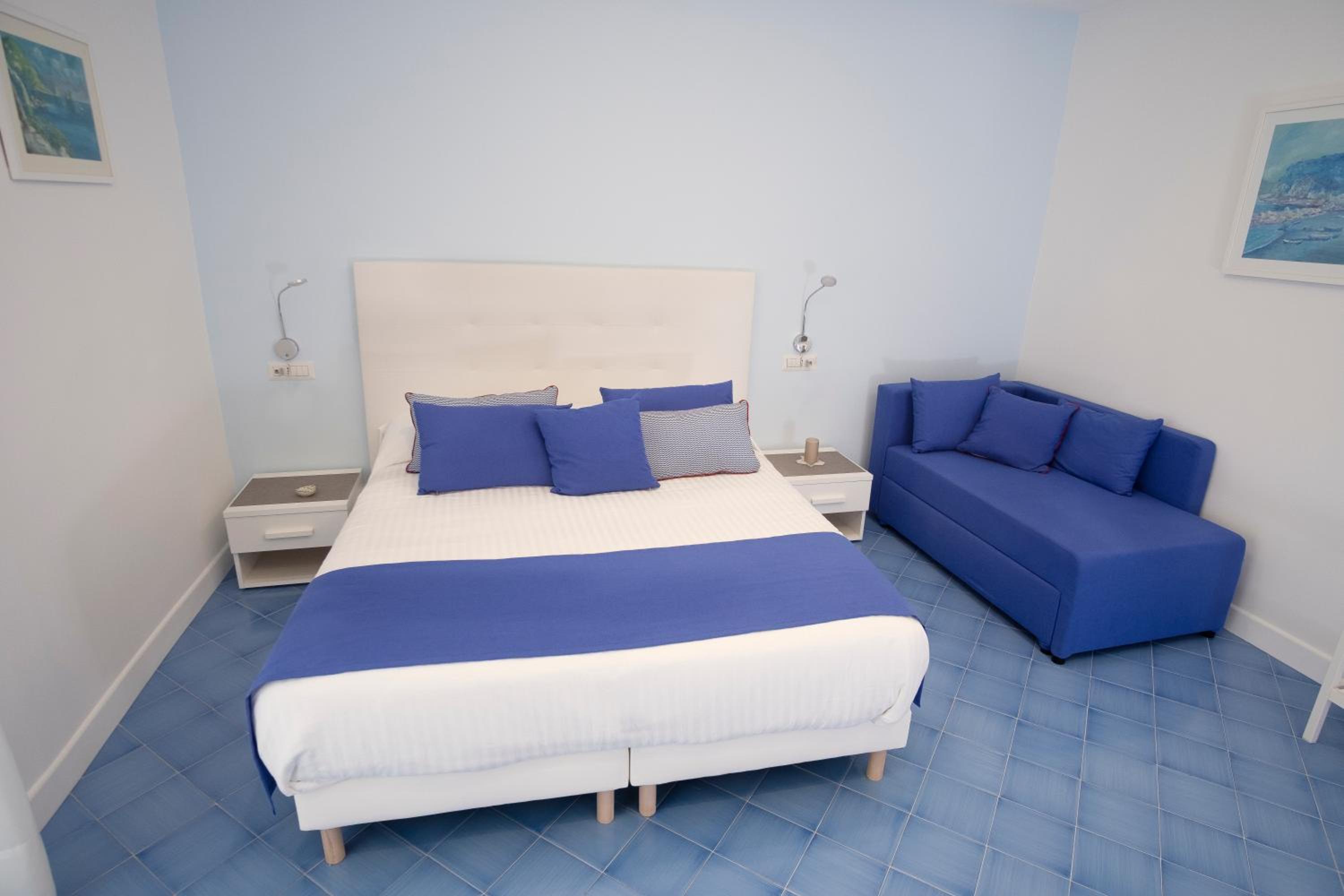 Triple Room with Balcony photo 2