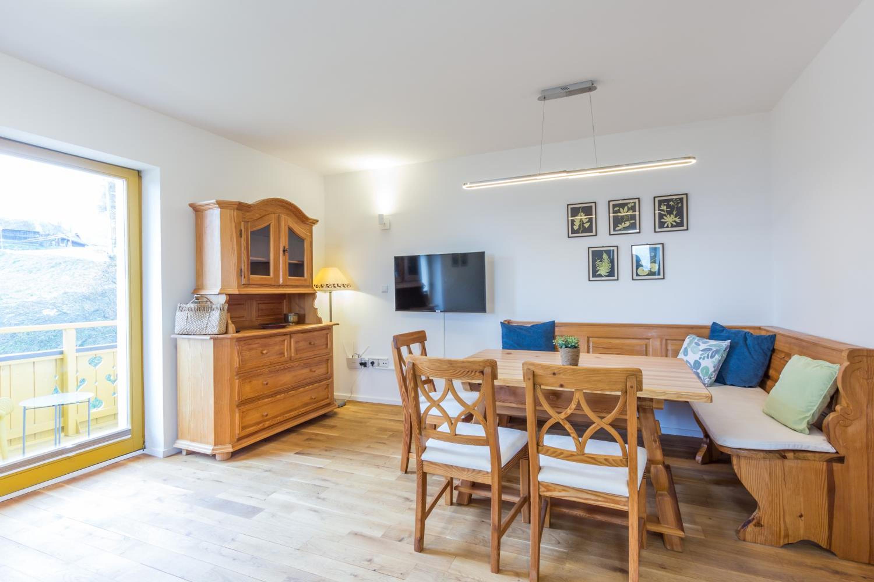 Apartment with Balcony - Photo 1