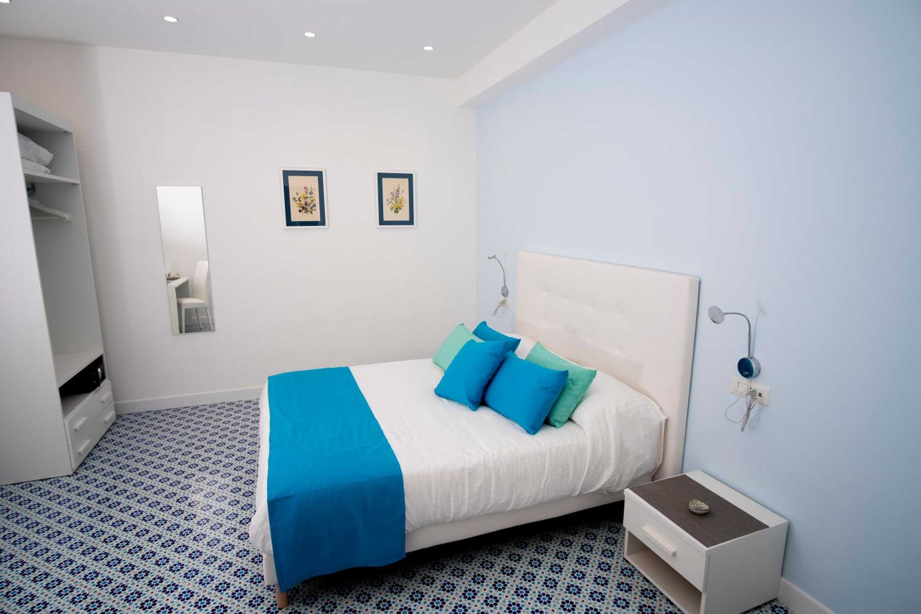 Deluxe Double or Twin Room with Balcony photo 3