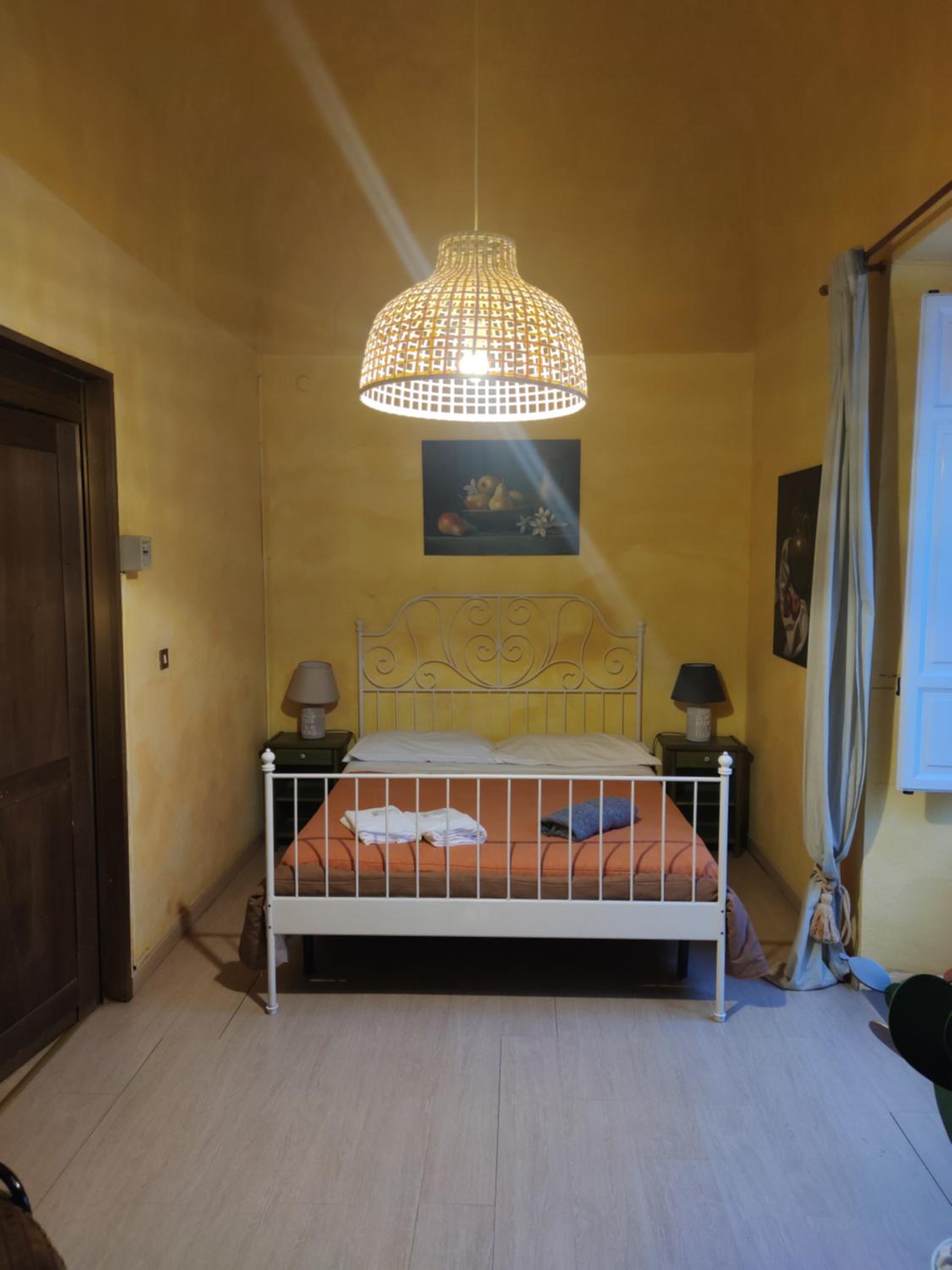 Double Or Twin Room With Shared Bathroom