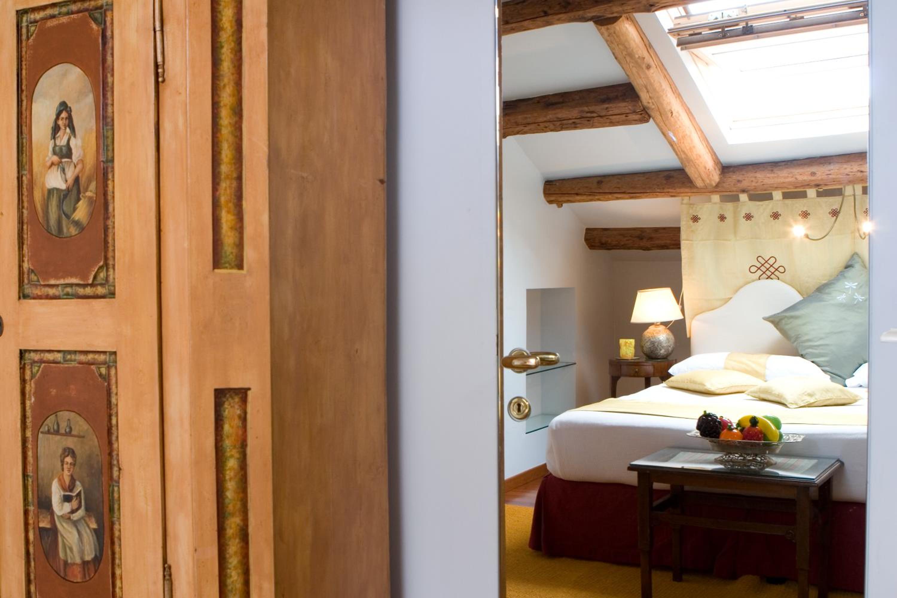 Classic Double or Twin Room photo 2