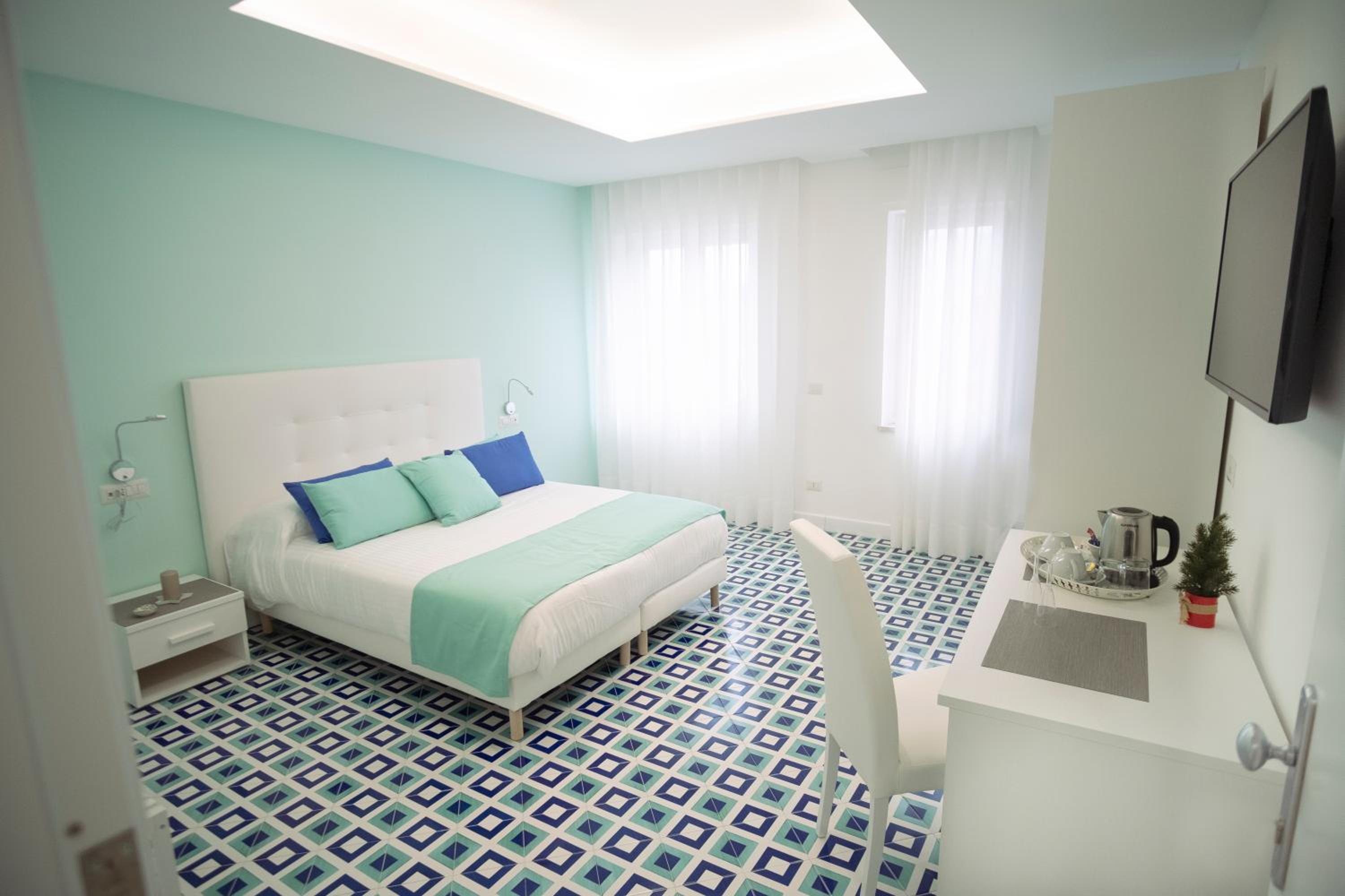 Double Room with Balcony photo 3