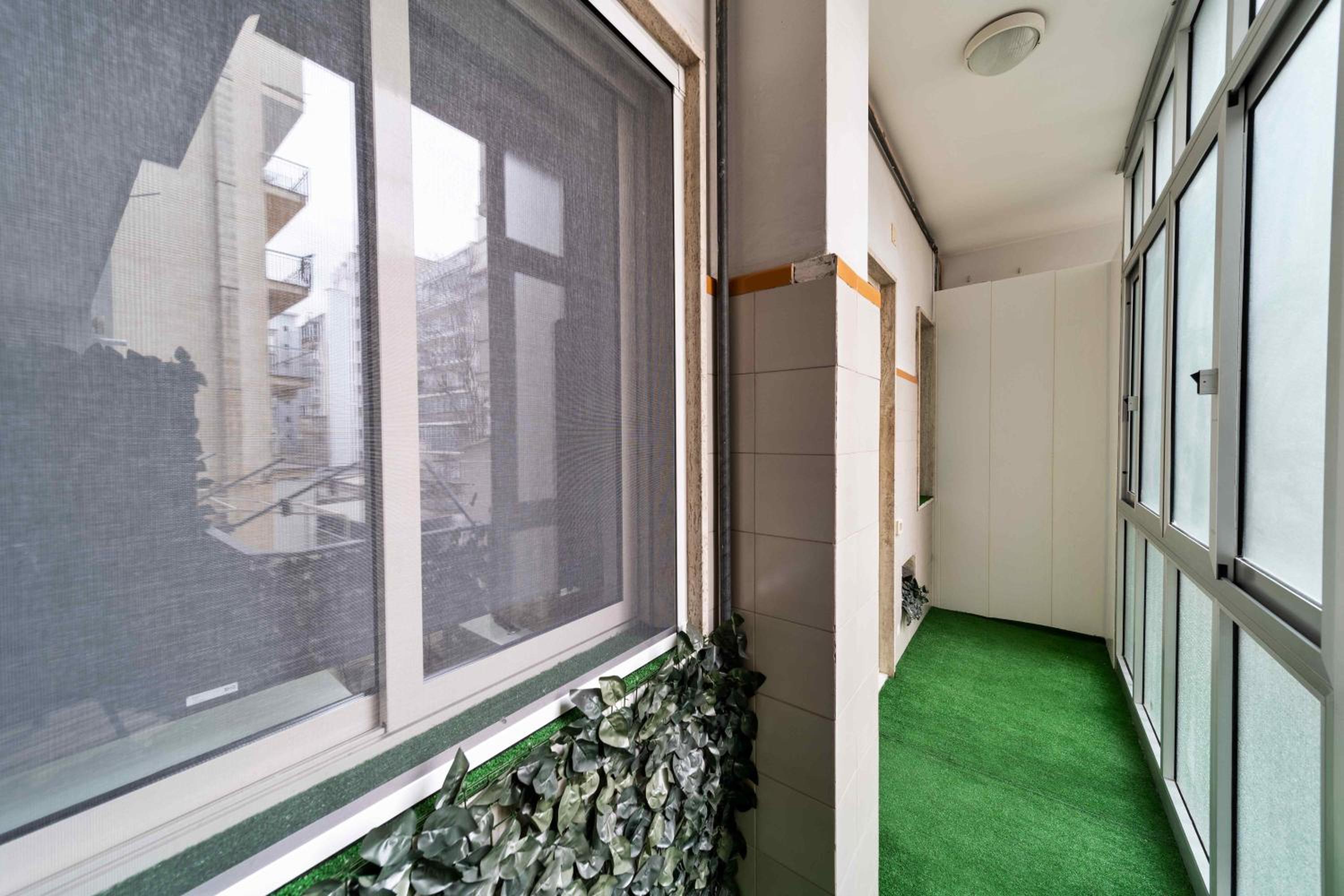 Standard Double Room - Photo 13